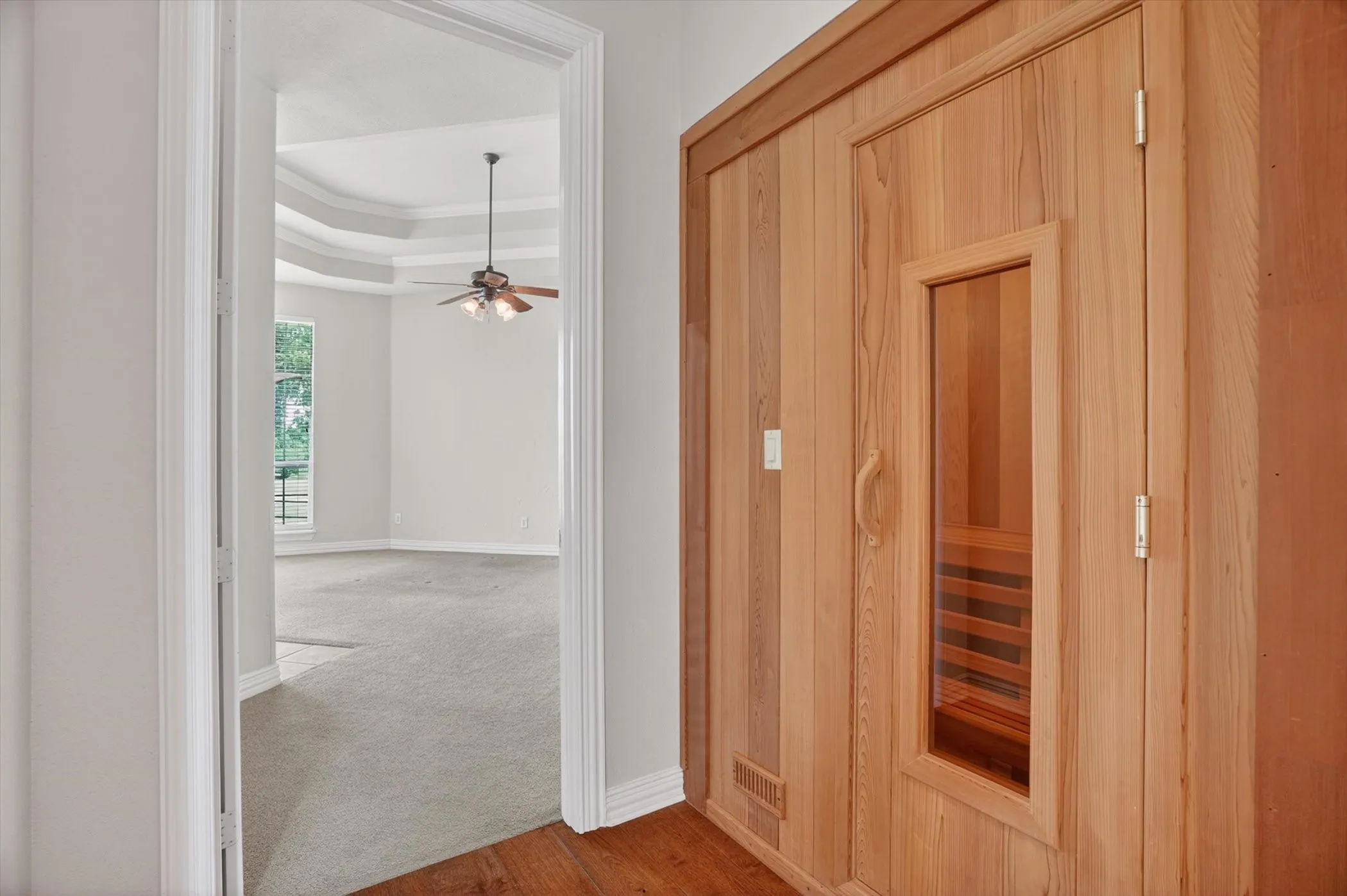 Single Family Residence For Sale in Parker County , 175 N Boyce Lane, Fort Worth, Texas 76108, 5 Bedroom, 4 Bathroom, 3 Garage spaces, 4,195 Sqft, built in 2001, mls#21269597, Real Estate Agent in Fort Worth, Homes For Sale in Parker county, Homes For Sale in Fort Worth, Realtor in Fort Worth Texas, Real Estate Brokerage Independent Realty Texas, Luminita Cordes Realtor