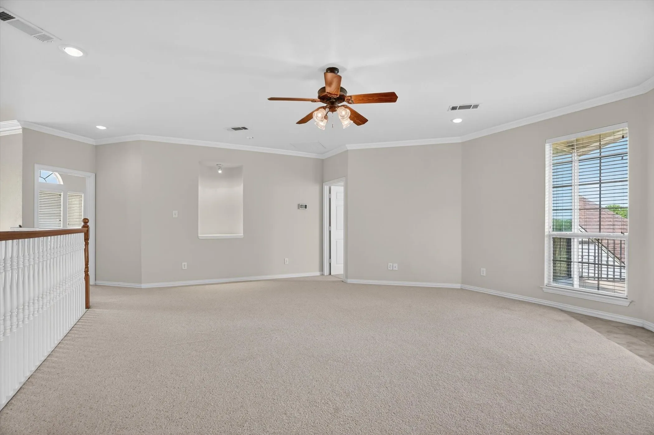Single Family Residence For Sale in Parker County , 175 N Boyce Lane, Fort Worth, Texas 76108, 5 Bedroom, 4 Bathroom, 3 Garage spaces, 4,195 Sqft, built in 2001, mls#21269597, Real Estate Agent in Fort Worth, Homes For Sale in Parker county, Homes For Sale in Fort Worth, Realtor in Fort Worth Texas, Real Estate Brokerage Independent Realty Texas, Luminita Cordes Realtor