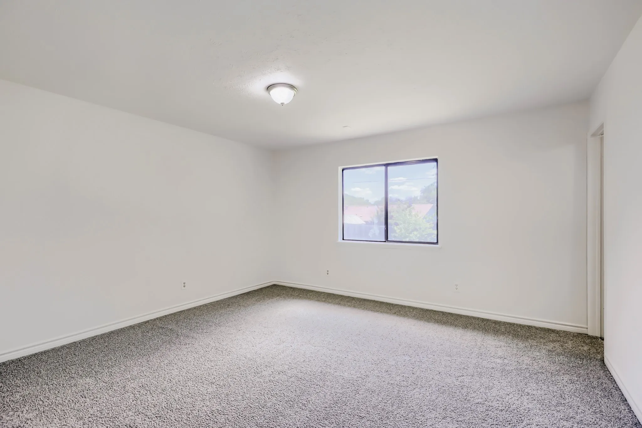 Single Family Residence For Sale in Tarrant County , 804 Netherland Drive, Arlington, Texas 76017, 3 Bedroom, 2 Bathroom, 2 Garage spaces, 1,449 Sqft, built in 1983, mls#21199619, Real Estate Agent in Arlington, Homes For Sale in Tarrant county, Homes For Sale in Arlington, Realtor in Arlington Texas, Real Estate Brokerage Independent Realty Texas, Luminita Cordes Realtor