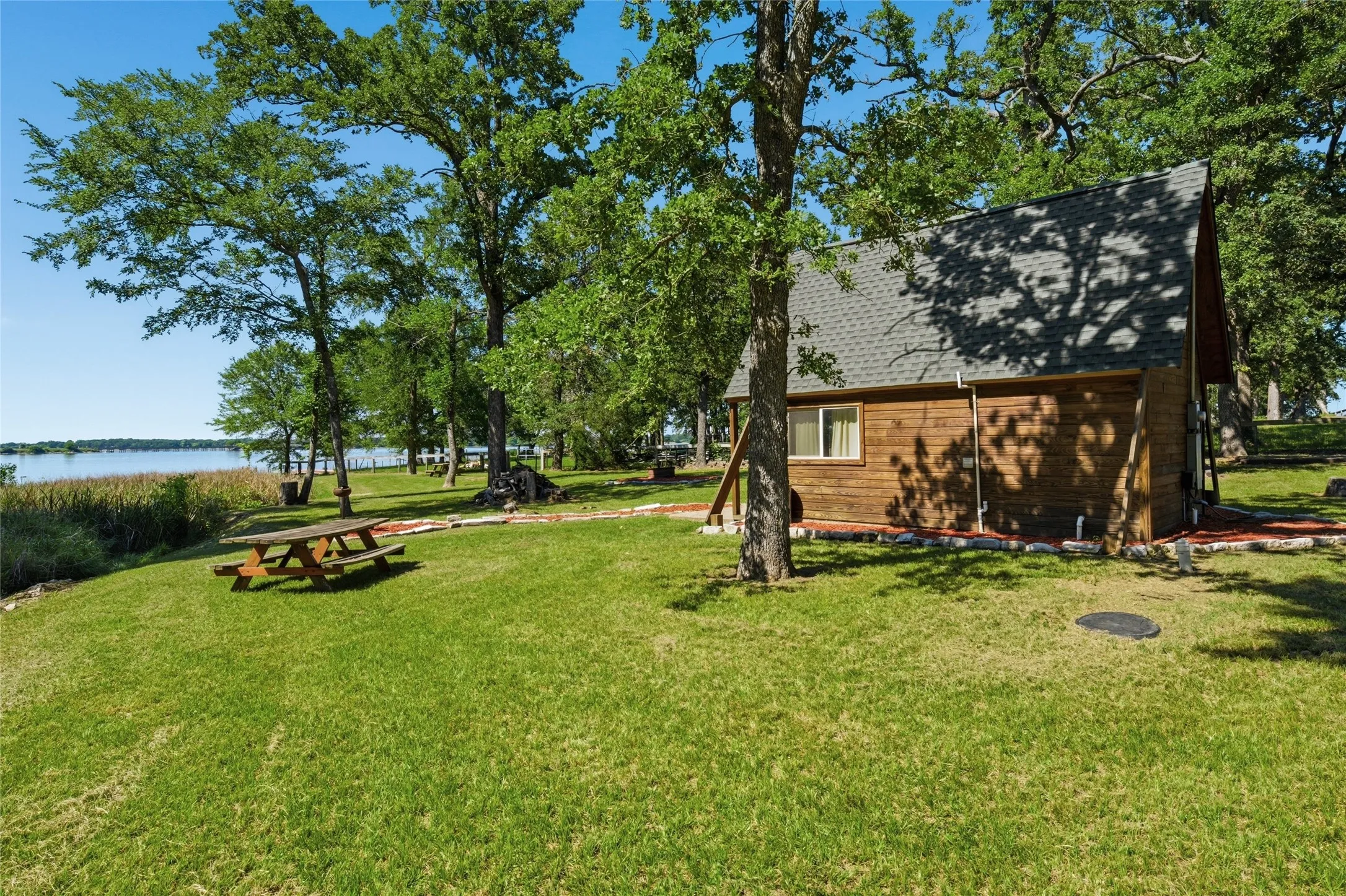 Single Family Residence For Sale in Limestone County , TBD LCR 775, Groesbeck, Texas 76642, 1 Bedroom, 1 Bathroom, Garage spaces, 400 Sqft, built in 0, Price $249,000, mls#21269440, Real Estate Agent in Groesbeck, Homes For Sale in Limestone county, Homes For Sale in Groesbeck, Realtor in Groesbeck Texas, Real Estate Brokerage Independent Realty Texas, Luminita Cordes Realtor