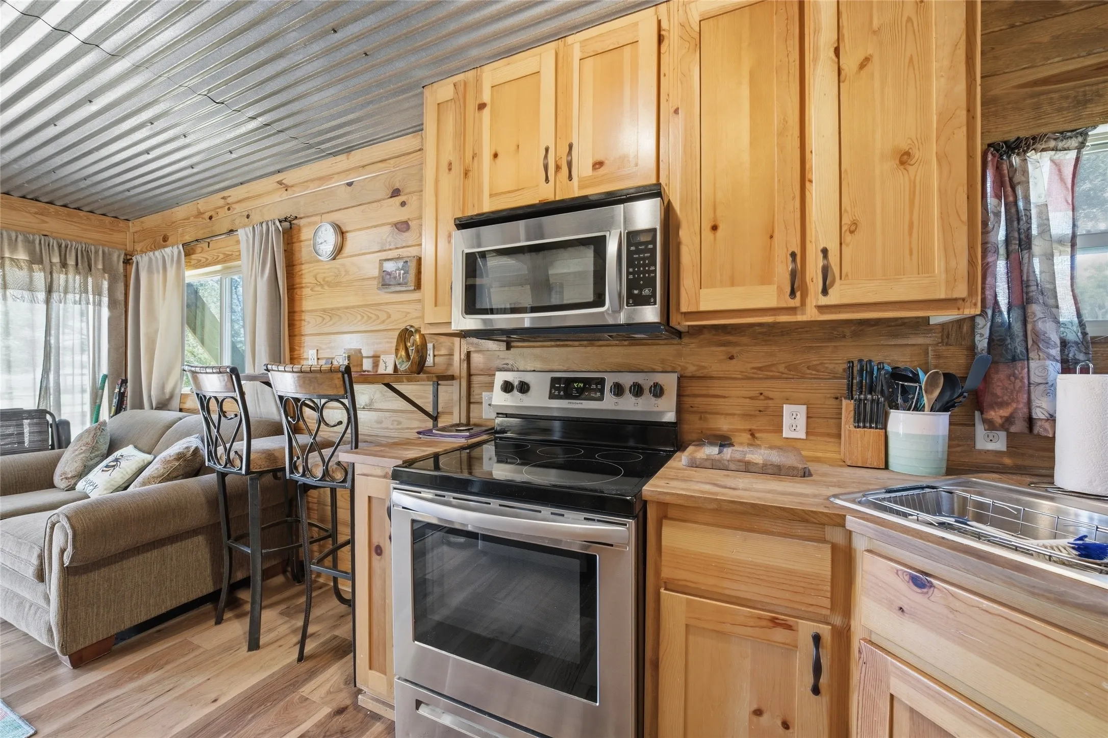 Single Family Residence For Sale in Limestone County , TBD LCR 775, Groesbeck, Texas 76642, 1 Bedroom, 1 Bathroom, Garage spaces, 400 Sqft, built in 0, Price $249,000, mls#21269440, Real Estate Agent in Groesbeck, Homes For Sale in Limestone county, Homes For Sale in Groesbeck, Realtor in Groesbeck Texas, Real Estate Brokerage Independent Realty Texas, Luminita Cordes Realtor