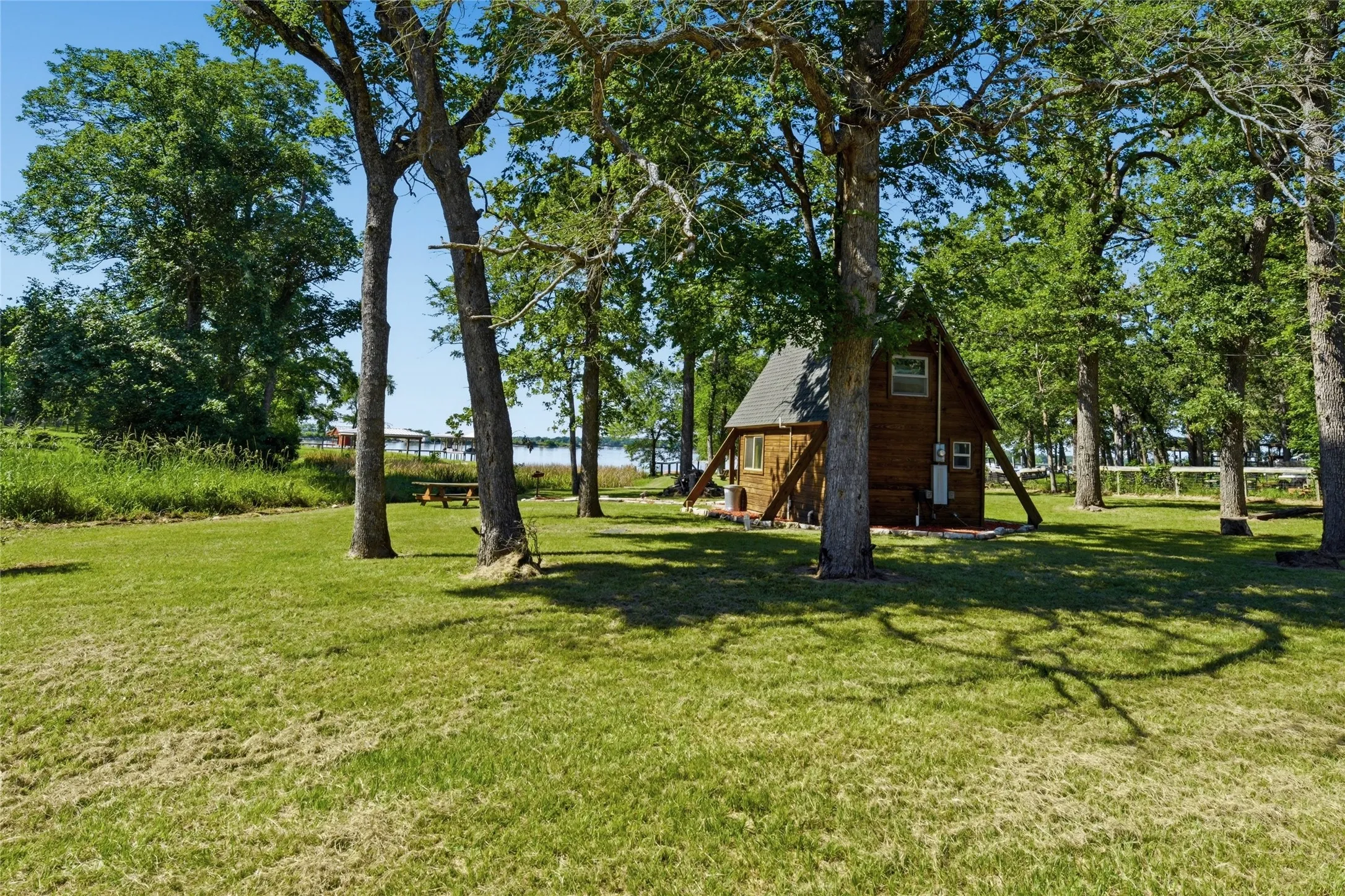 Single Family Residence For Sale in Limestone County , TBD LCR 775, Groesbeck, Texas 76642, 1 Bedroom, 1 Bathroom, Garage spaces, 400 Sqft, built in 0, Price $249,000, mls#21269440, Real Estate Agent in Groesbeck, Homes For Sale in Limestone county, Homes For Sale in Groesbeck, Realtor in Groesbeck Texas, Real Estate Brokerage Independent Realty Texas, Luminita Cordes Realtor