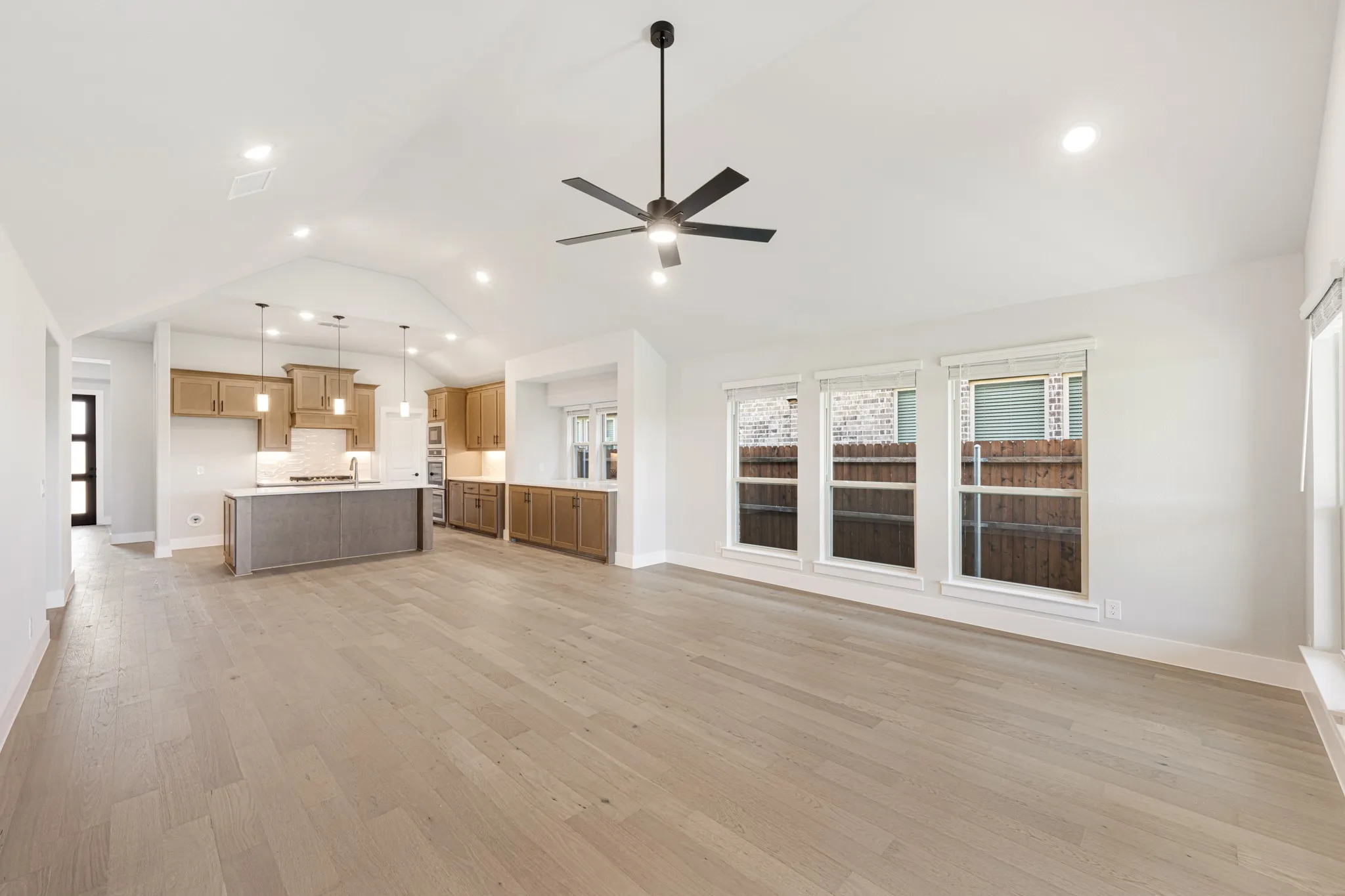Single Family Residence For Sale in Denton County , 1011 Stonehaven Drive, Justin, Texas 76247, 4 Bedroom, 3 Bathroom, 3 Garage spaces, 2,752 Sqft, built in 2026, mls#21269547, Real Estate Agent in Justin, Homes For Sale in Denton county, Homes For Sale in Justin, Realtor in Justin Texas, Real Estate Brokerage Independent Realty Texas, Luminita Cordes Realtor