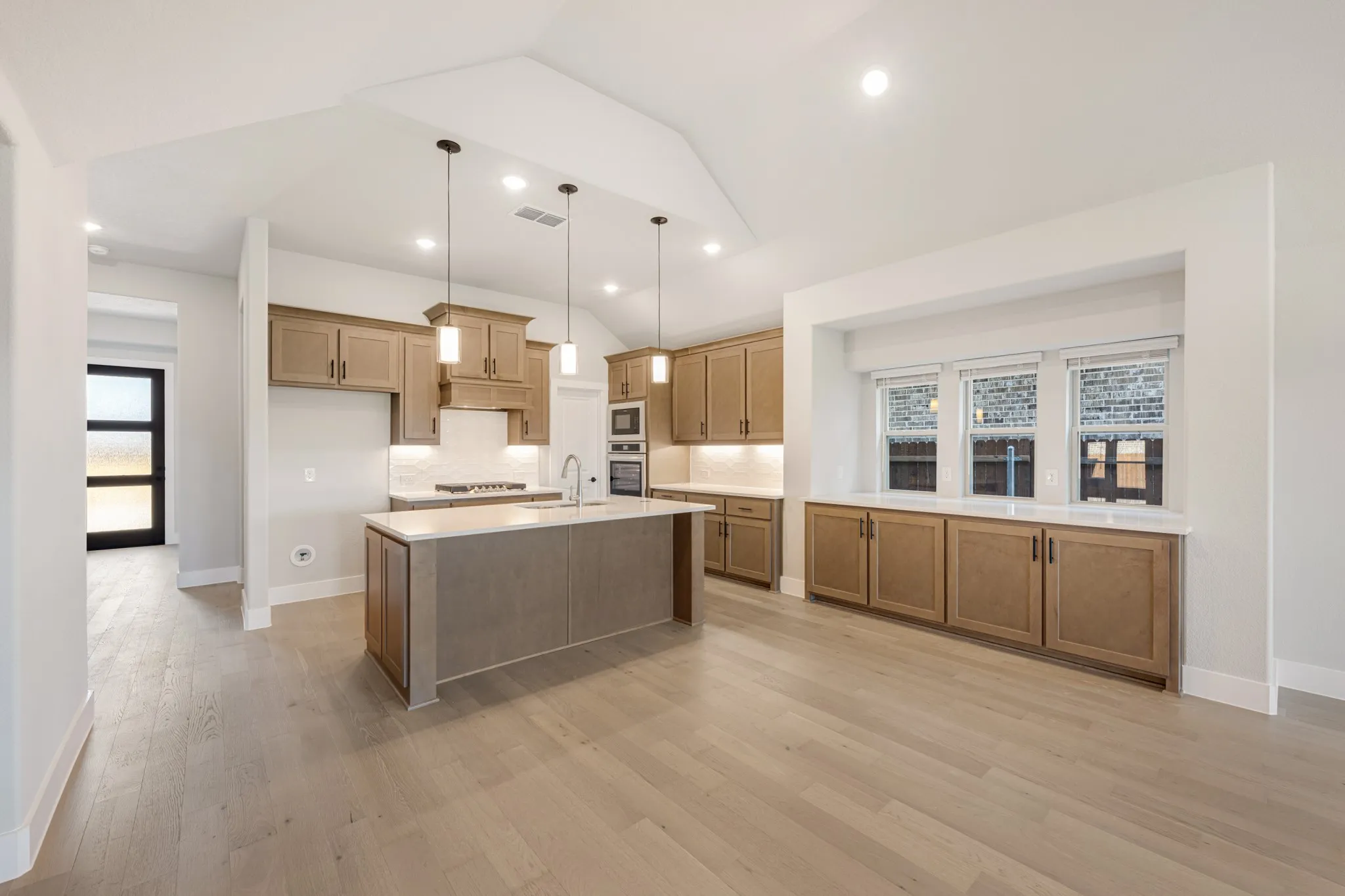 Single Family Residence For Sale in Denton County , 1011 Stonehaven Drive, Justin, Texas 76247, 4 Bedroom, 3 Bathroom, 3 Garage spaces, 2,752 Sqft, built in 2026, mls#21269547, Real Estate Agent in Justin, Homes For Sale in Denton county, Homes For Sale in Justin, Realtor in Justin Texas, Real Estate Brokerage Independent Realty Texas, Luminita Cordes Realtor