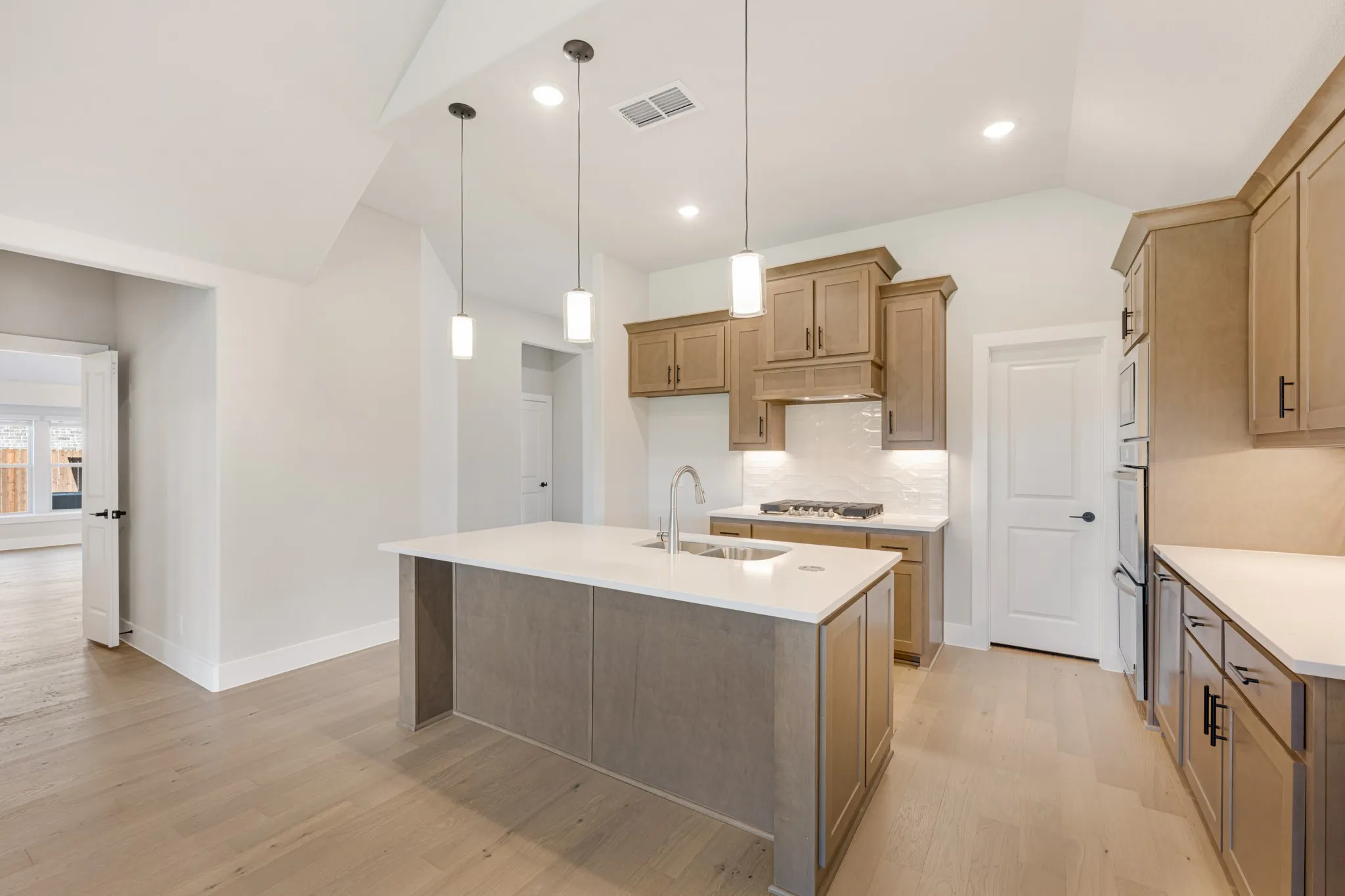Single Family Residence For Sale in Denton County , 1011 Stonehaven Drive, Justin, Texas 76247, 4 Bedroom, 3 Bathroom, 3 Garage spaces, 2,752 Sqft, built in 2026, mls#21269547, Real Estate Agent in Justin, Homes For Sale in Denton county, Homes For Sale in Justin, Realtor in Justin Texas, Real Estate Brokerage Independent Realty Texas, Luminita Cordes Realtor