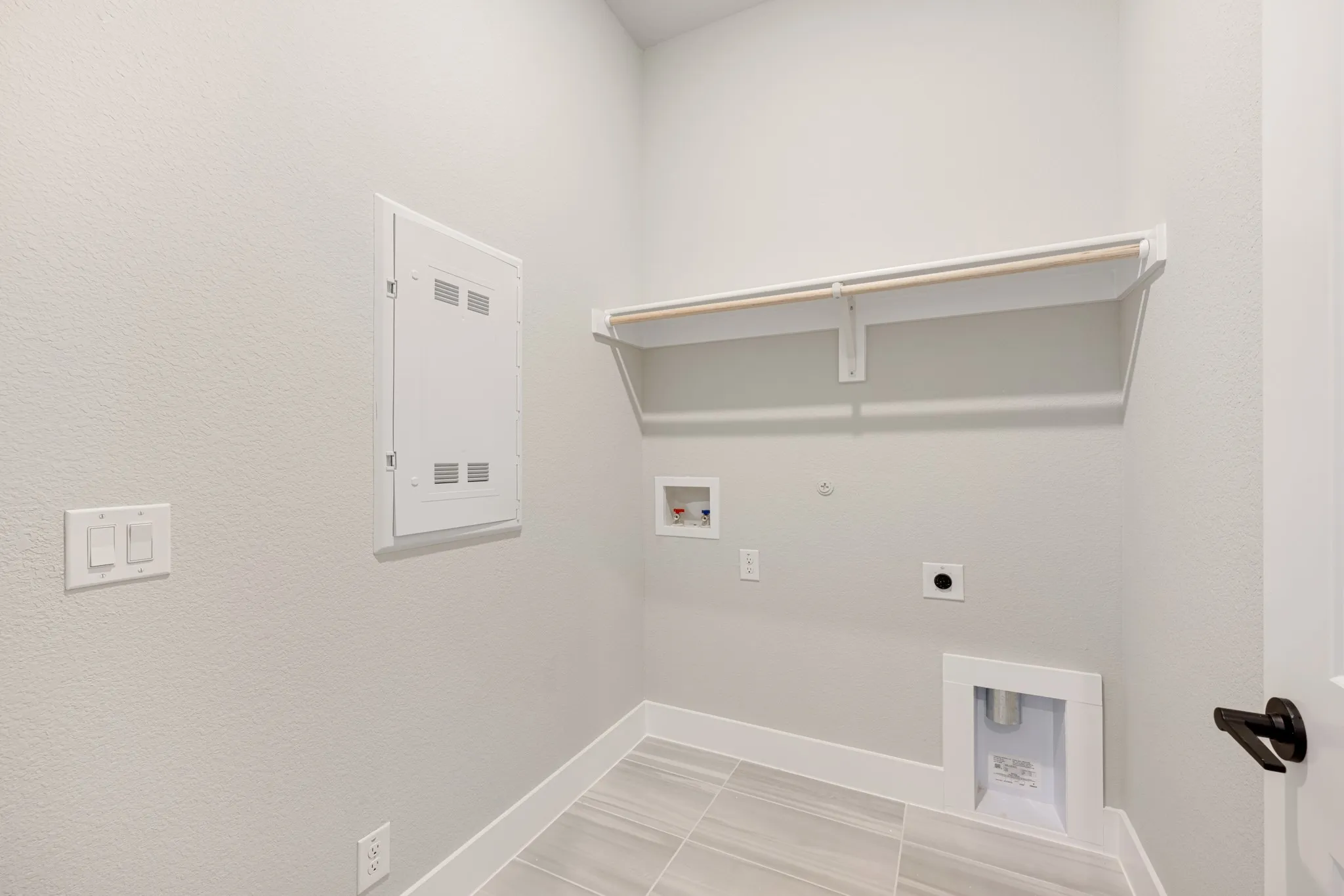 Single Family Residence For Sale in Denton County , 1011 Stonehaven Drive, Justin, Texas 76247, 4 Bedroom, 3 Bathroom, 3 Garage spaces, 2,752 Sqft, built in 2026, mls#21269547, Real Estate Agent in Justin, Homes For Sale in Denton county, Homes For Sale in Justin, Realtor in Justin Texas, Real Estate Brokerage Independent Realty Texas, Luminita Cordes Realtor