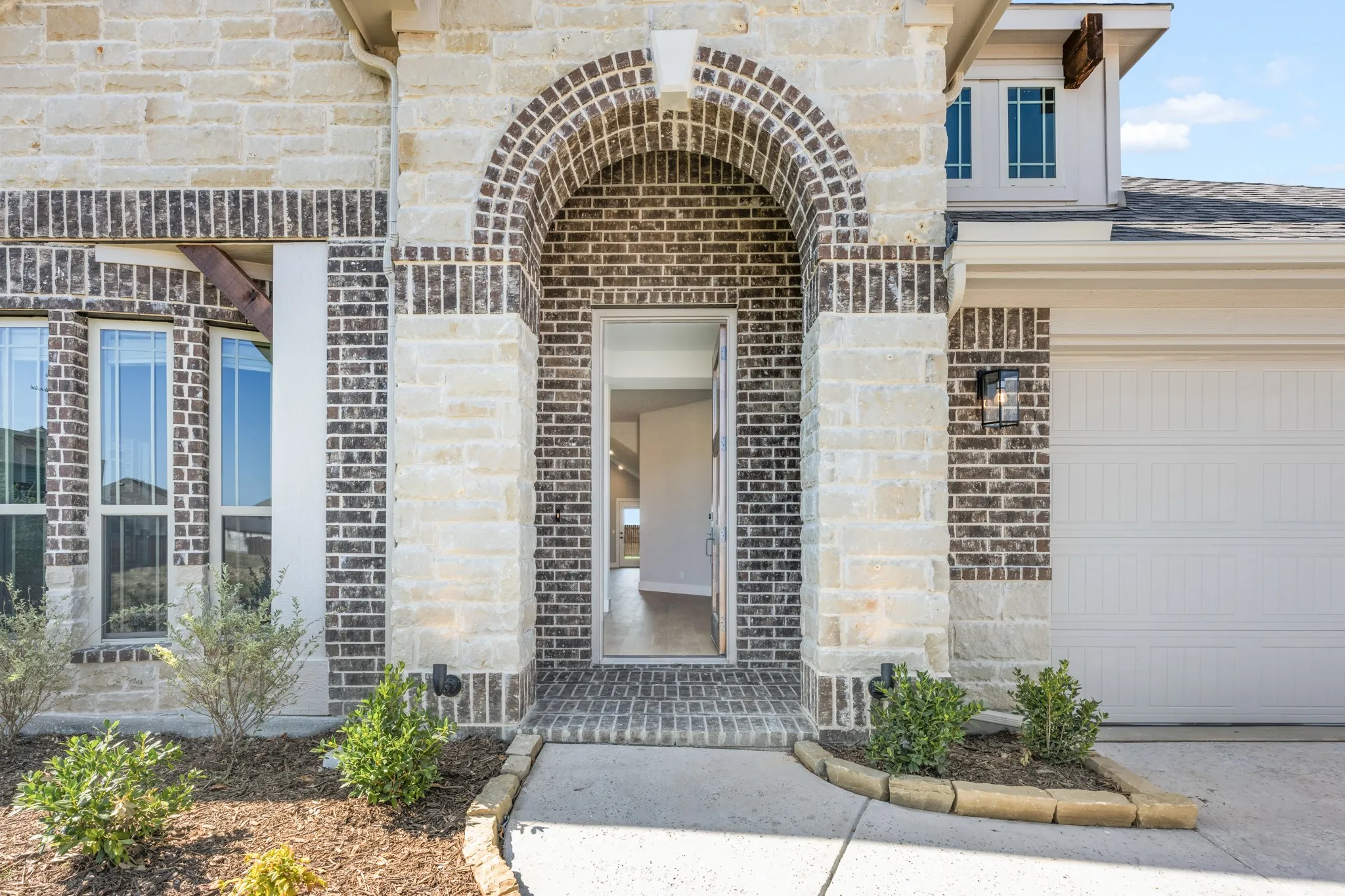 Single Family Residence For Sale in Denton County , 1011 Stonehaven Drive, Justin, Texas 76247, 4 Bedroom, 3 Bathroom, 3 Garage spaces, 2,752 Sqft, built in 2026, mls#21269547, Real Estate Agent in Justin, Homes For Sale in Denton county, Homes For Sale in Justin, Realtor in Justin Texas, Real Estate Brokerage Independent Realty Texas, Luminita Cordes Realtor