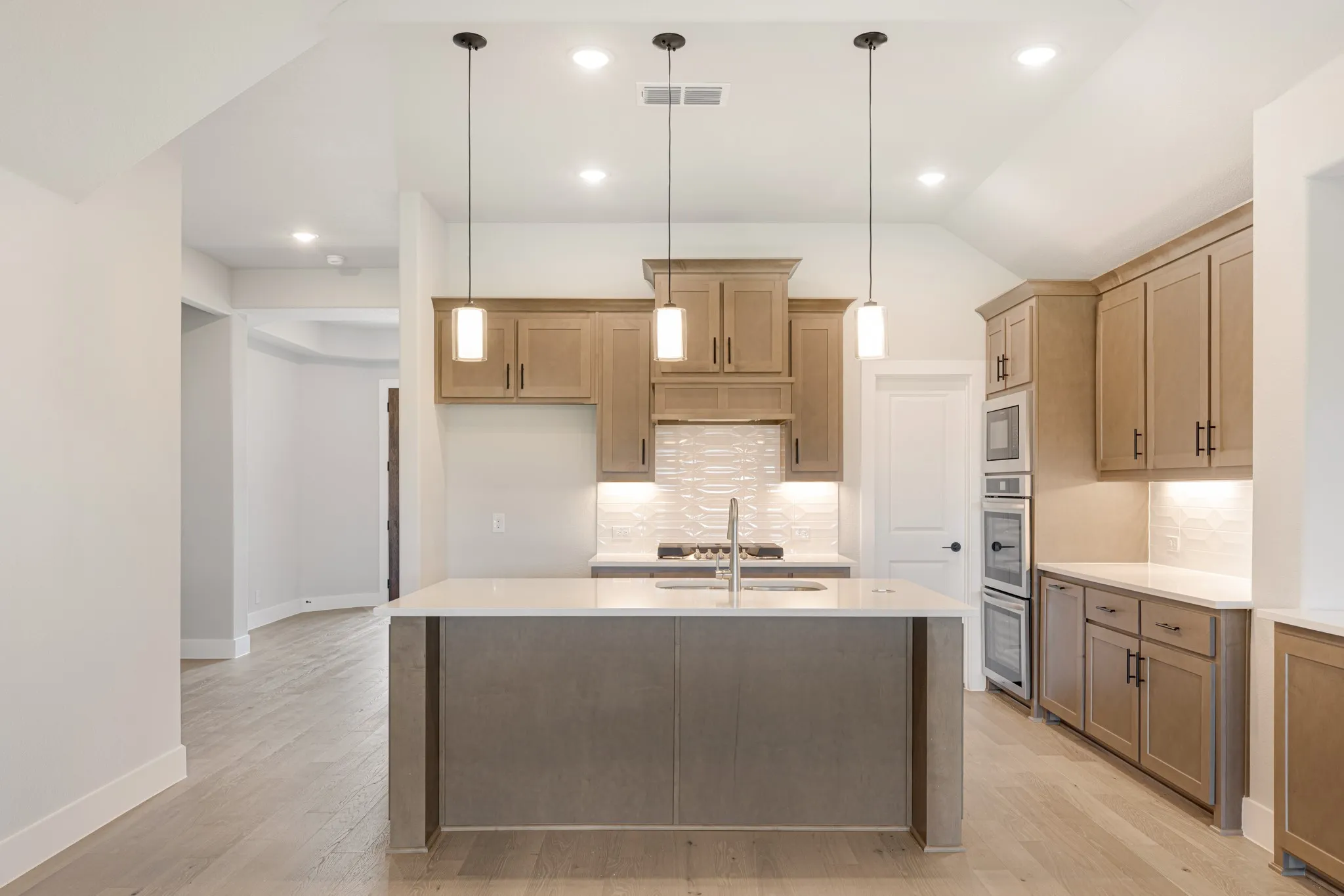 Single Family Residence For Sale in Denton County , 1011 Stonehaven Drive, Justin, Texas 76247, 4 Bedroom, 3 Bathroom, 3 Garage spaces, 2,752 Sqft, built in 2026, mls#21269547, Real Estate Agent in Justin, Homes For Sale in Denton county, Homes For Sale in Justin, Realtor in Justin Texas, Real Estate Brokerage Independent Realty Texas, Luminita Cordes Realtor