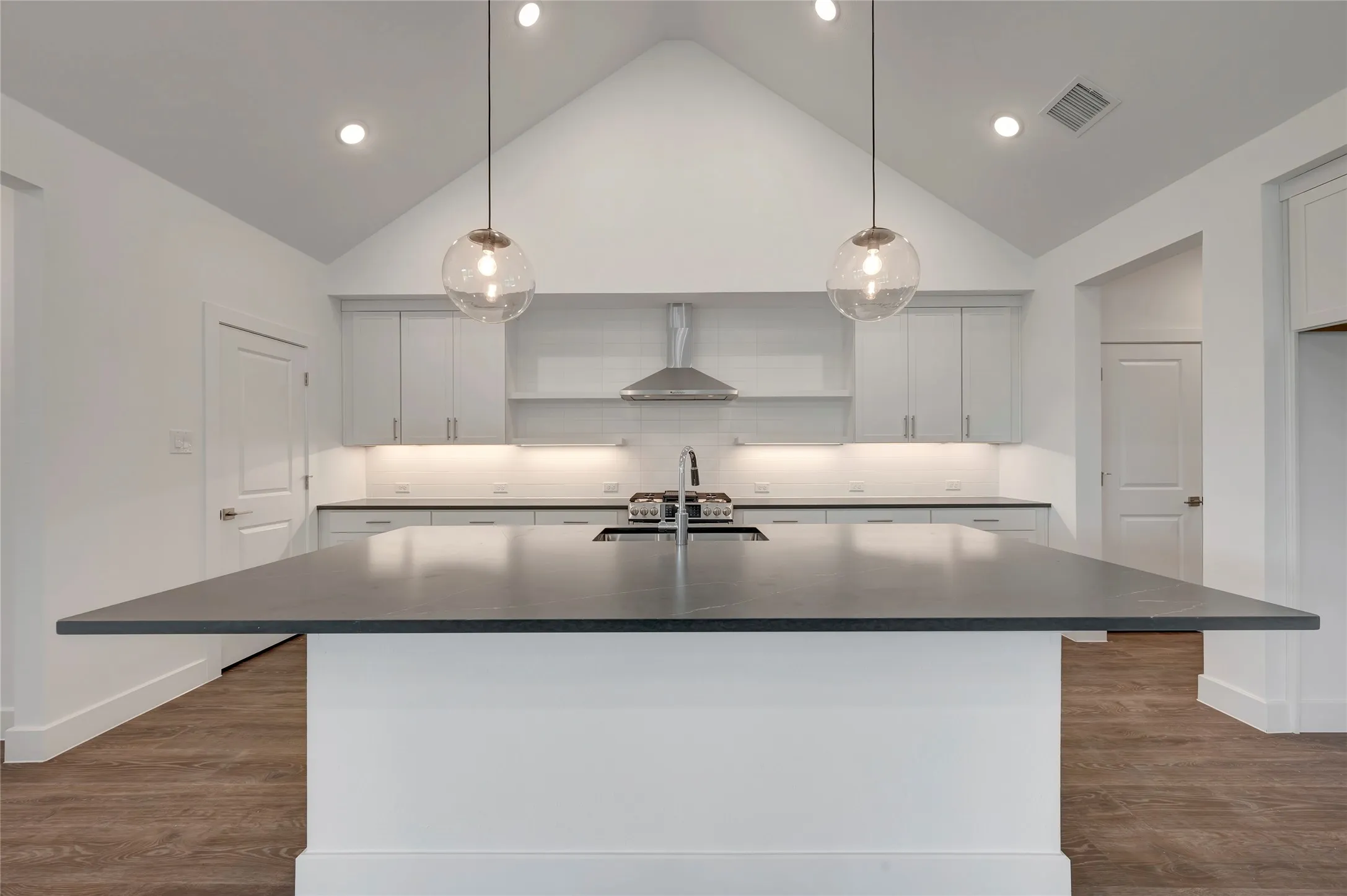 Single Family Residence For Sale in Denton County , 1011 Ashcroft Lane, Justin, Texas 76247, 5 Bedroom, 5 Bathroom, 3 Garage spaces, 3,794 Sqft, built in 2026, mls#21269654, Real Estate Agent in Justin, Homes For Sale in Denton county, Homes For Sale in Justin, Realtor in Justin Texas, Real Estate Brokerage Independent Realty Texas, Luminita Cordes Realtor