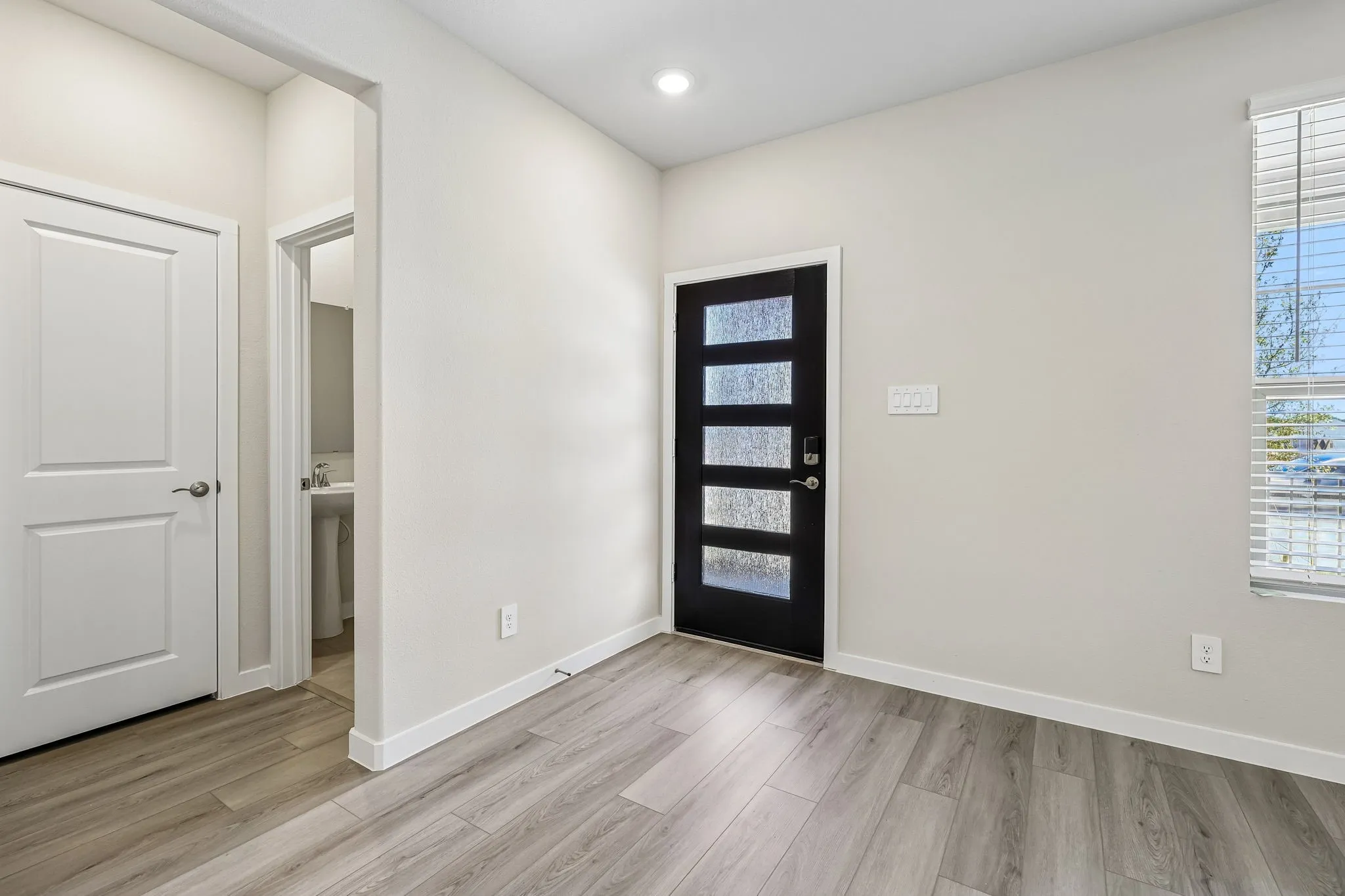 Single Family Residence For Sale in Denton County , 2733 Kobuk Drive, Corinth, Texas 76210, 3 Bedroom, 3 Bathroom, 2 Garage spaces, 1,882 Sqft, built in 2026, mls#21268833, Real Estate Agent in Corinth, Homes For Sale in Denton county, Homes For Sale in Corinth, Realtor in Corinth Texas, Real Estate Brokerage Independent Realty Texas, Luminita Cordes Realtor
