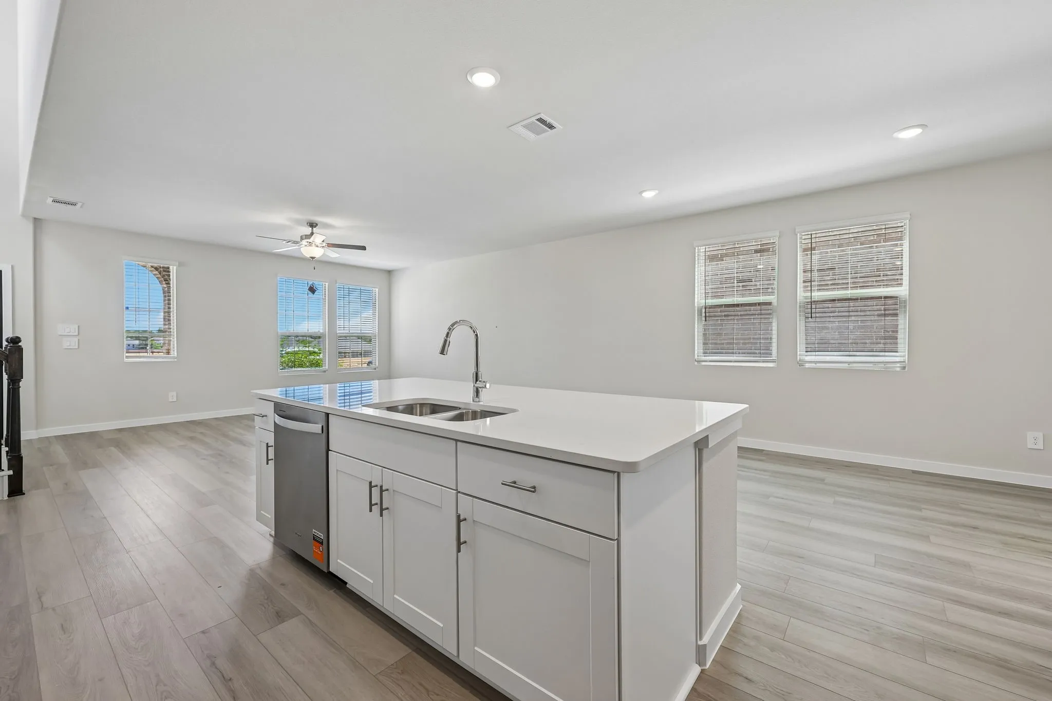 Single Family Residence For Sale in Denton County , 2729 Kobuk Drive, Corinth, Texas 76210, 3 Bedroom, 3 Bathroom, 2 Garage spaces, 2,309 Sqft, built in 2026, mls#21268834, Real Estate Agent in Corinth, Homes For Sale in Denton county, Homes For Sale in Corinth, Realtor in Corinth Texas, Real Estate Brokerage Independent Realty Texas, Luminita Cordes Realtor