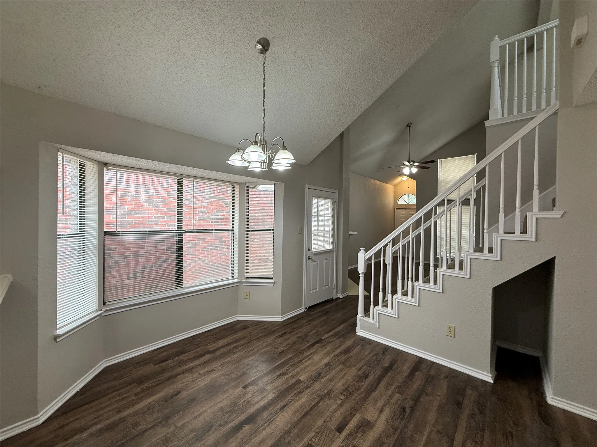 Single Family Residence For Rent in Dallas County , 1715 Highgate Place, Garland, Texas 75044, 3 Bedrooms, 2 Bathrooms, 2 Garage spaces, 1,254 Sqft, built in 1985, Price $1,995, mls#21269679, Real Estate Agent in Garland, Homes For Rent in Dallas county, Homes For Rent in Garland, Realtor in Garland Texas, Real Estate Brokerage Independent Realty Texas, Luminita Cordes Realtor