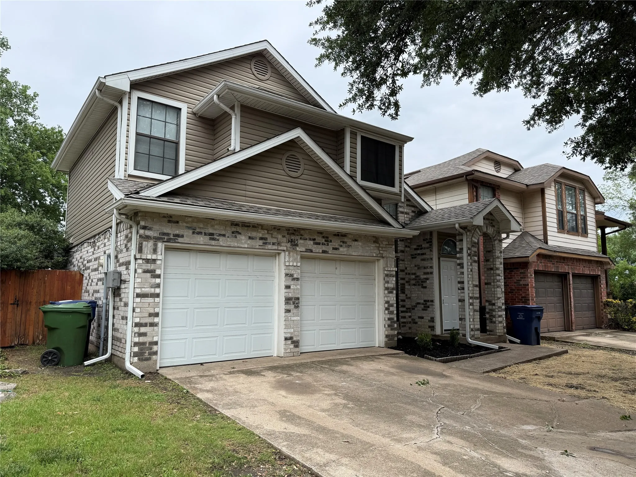 Single Family Residence For Rent in Dallas County , 1715 Highgate Place, Garland, Texas 75044, 3 Bedrooms, 2 Bathrooms, 2 Garage spaces, 1,254 Sqft, built in 1985, Price $1,995, mls#21269679, Real Estate Agent in Garland, Homes For Rent in Dallas county, Homes For Rent in Garland, Realtor in Garland Texas, Real Estate Brokerage Independent Realty Texas, Luminita Cordes Realtor