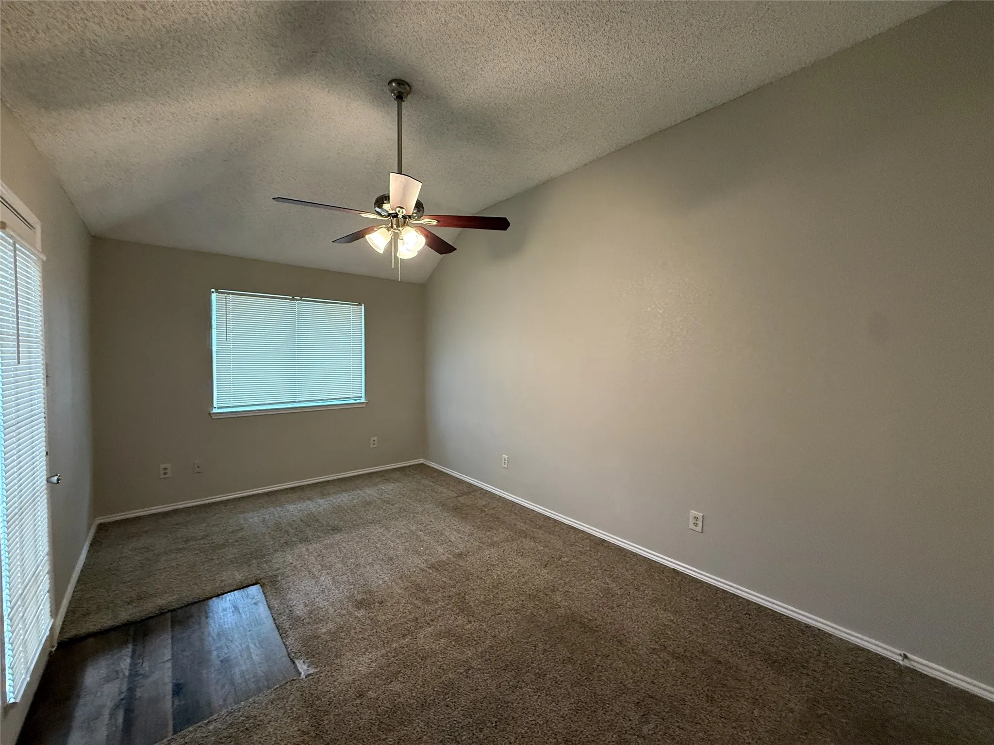 Single Family Residence For Rent in Dallas County , 1715 Highgate Place, Garland, Texas 75044, 3 Bedrooms, 2 Bathrooms, 2 Garage spaces, 1,254 Sqft, built in 1985, Price $1,995, mls#21269679, Real Estate Agent in Garland, Homes For Rent in Dallas county, Homes For Rent in Garland, Realtor in Garland Texas, Real Estate Brokerage Independent Realty Texas, Luminita Cordes Realtor