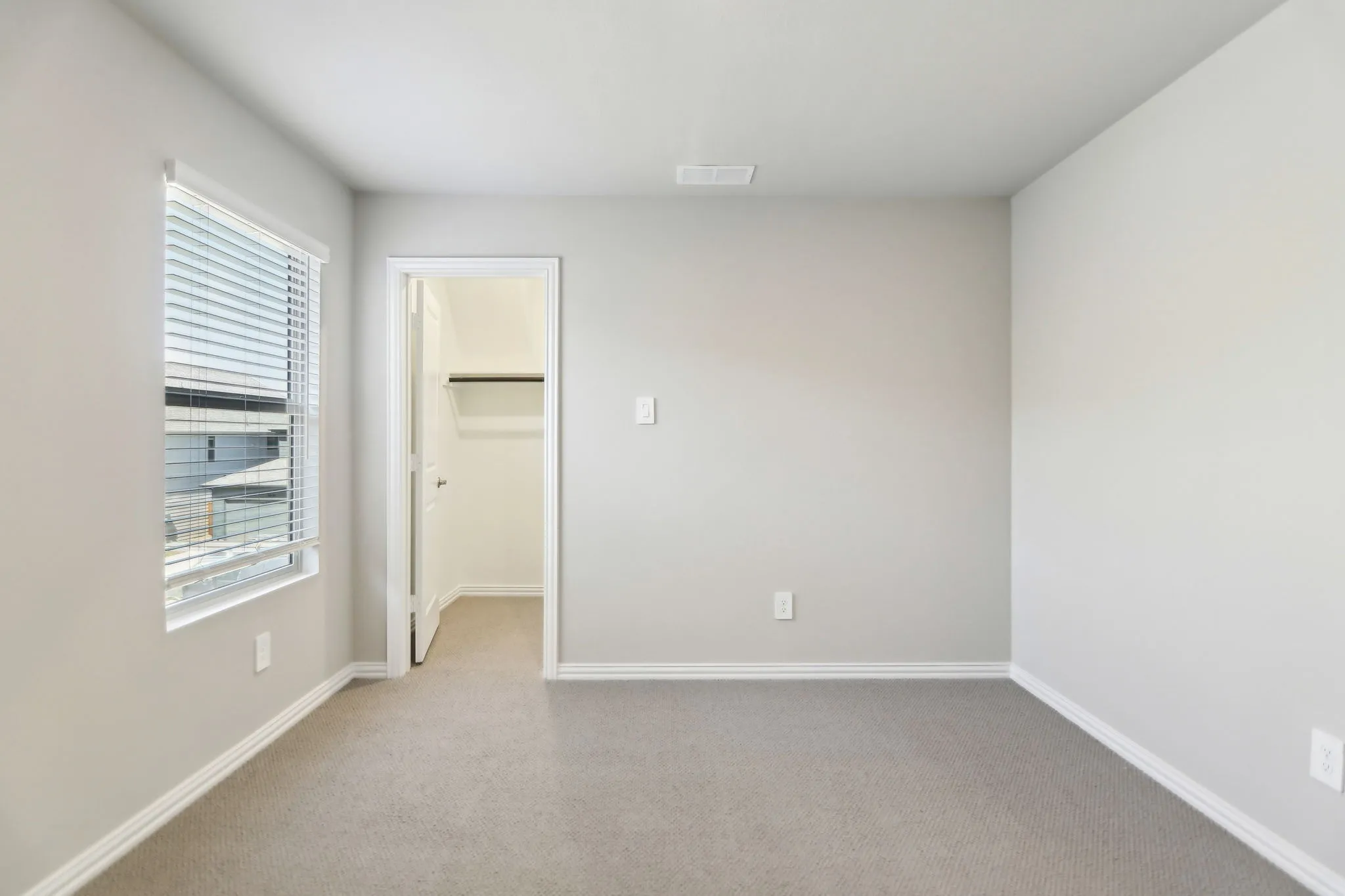 Photo is not of the actual home, but is an inspirational photo of builder’s model home and may depict options, furnishings, and/or decorator features that are not included.