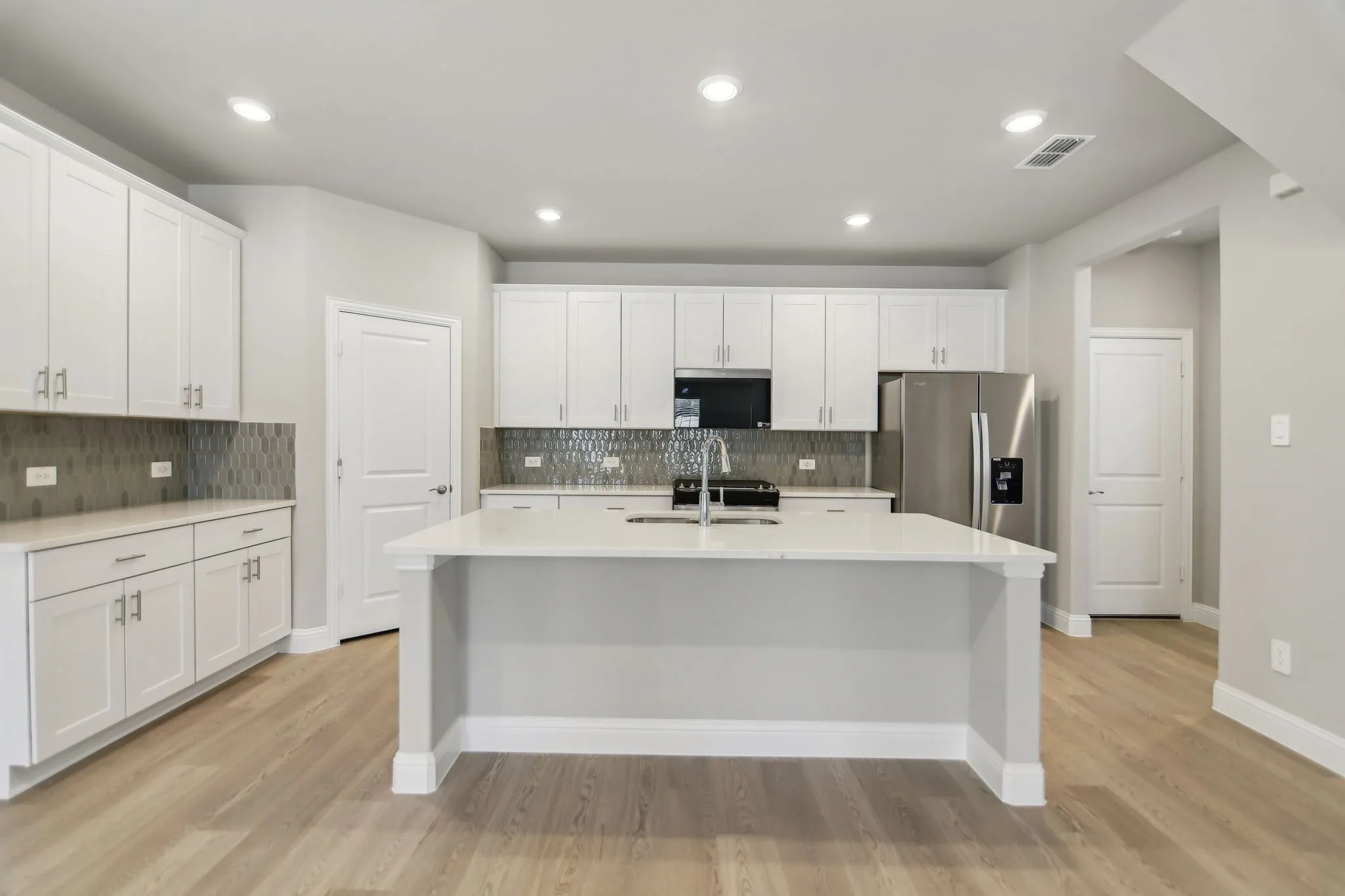 Single Family Residence For Sale in Denton County , 2725 Kobuk Drive, Corinth, Texas 76209, 3 Bedroom, 3 Bathroom, 2 Garage spaces, 2,203 Sqft, built in 2026, mls#21268836, Real Estate Agent in Corinth, Homes For Sale in Denton county, Homes For Sale in Corinth, Realtor in Corinth Texas, Real Estate Brokerage Independent Realty Texas, Luminita Cordes Realtor