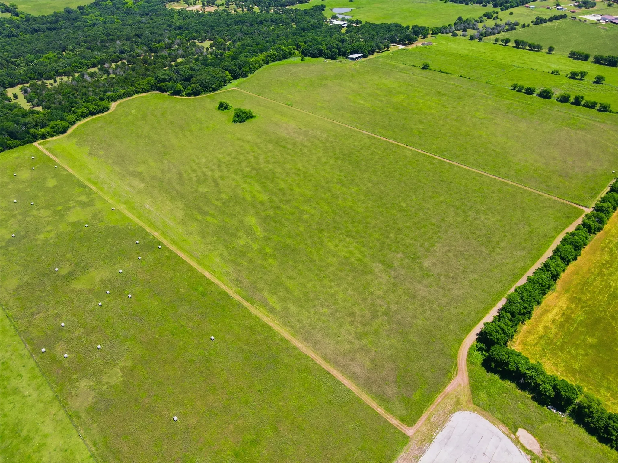 Unimproved Land For Sale in Johnson County , 421 Chambers Creek Trail, Alvarado, Texas 76009, 0, 0, Garage spaces, 0 Sqft, built in 0, mls#21269616, Real Estate Agent in Alvarado, Homes For Sale in Johnson county, Homes For Sale in Alvarado, Realtor in Alvarado Texas, Real Estate Brokerage Independent Realty Texas, Luminita Cordes Realtor