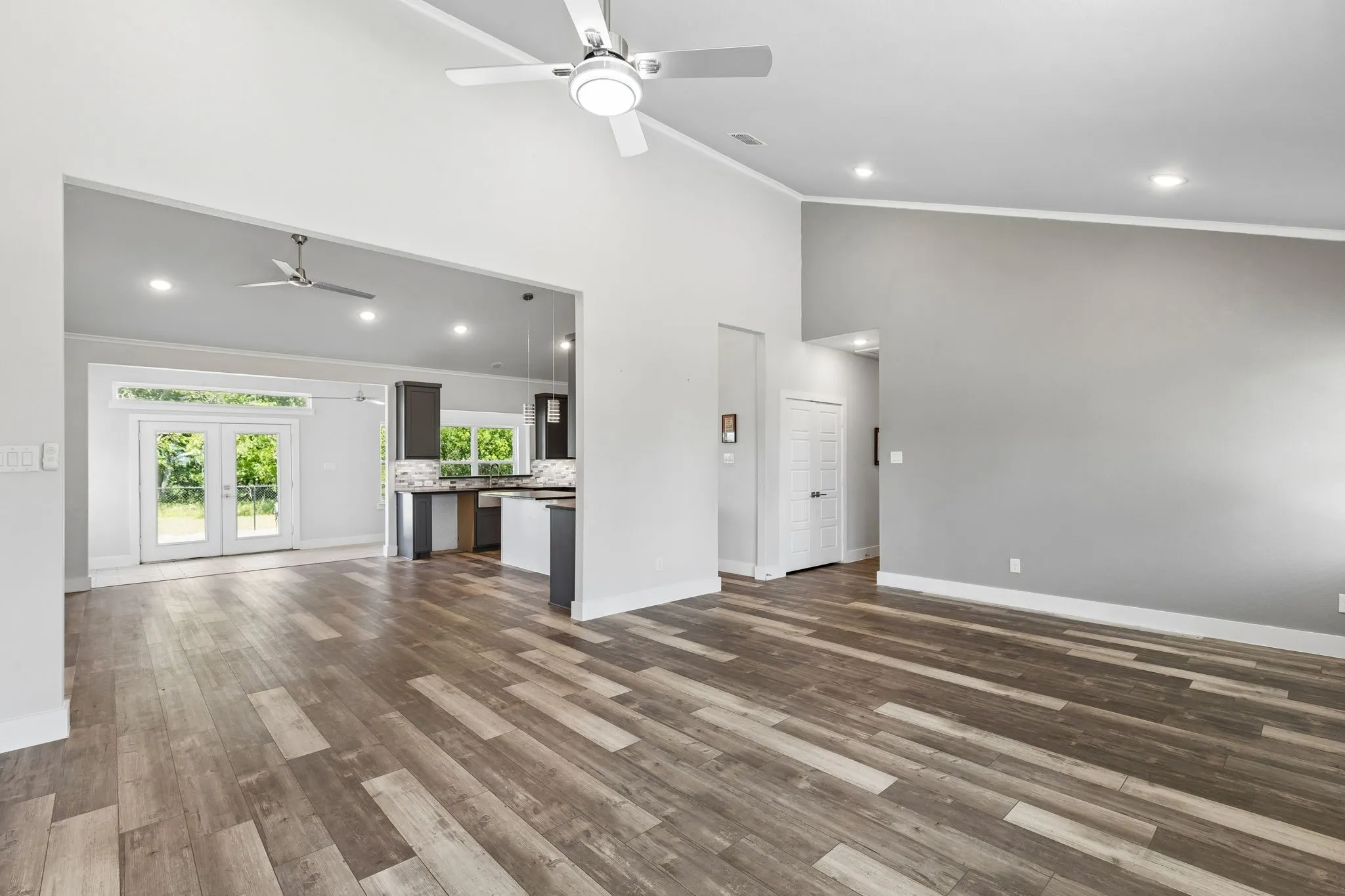Single Family Residence For Sale in Hunt County , 2584 County Road 2134, Caddo Mills, Texas 75135, 3 Bedroom, 2 Bathroom, 2 Garage spaces, 2,282 Sqft, built in 2020, mls#21269710, Real Estate Agent in Caddo Mills, Homes For Sale in Hunt county, Homes For Sale in Caddo Mills, Realtor in Caddo Mills Texas, Real Estate Brokerage Independent Realty Texas, Luminita Cordes Realtor