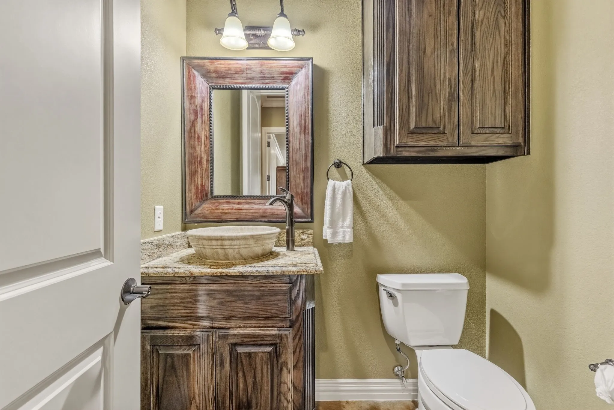 Single Family Residence For Sale in Hunt County , 3031 Hillview Drive, Royse City, Texas 75189, 4 Bedroom, 7 Bathroom, 3 Garage spaces, 3,738 Sqft, built in 2010, Price $985,000, mls#21257192, Real Estate Agent in Royse City, Homes For Sale in Hunt county, Homes For Sale in Royse City, Realtor in Royse City Texas, Real Estate Brokerage Independent Realty Texas, Luminita Cordes Realtor