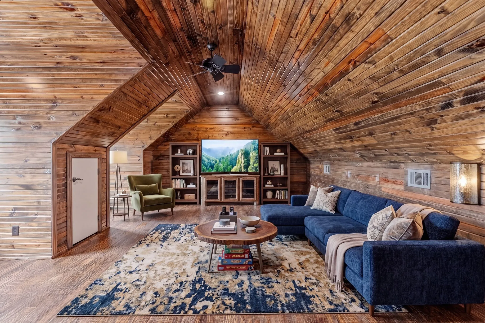 Single Family Residence For Sale in Hunt County , 3031 Hillview Drive, Royse City, Texas 75189, 4 Bedroom, 7 Bathroom, 3 Garage spaces, 3,738 Sqft, built in 2010, Price $985,000, mls#21257192, Real Estate Agent in Royse City, Homes For Sale in Hunt county, Homes For Sale in Royse City, Realtor in Royse City Texas, Real Estate Brokerage Independent Realty Texas, Luminita Cordes Realtor