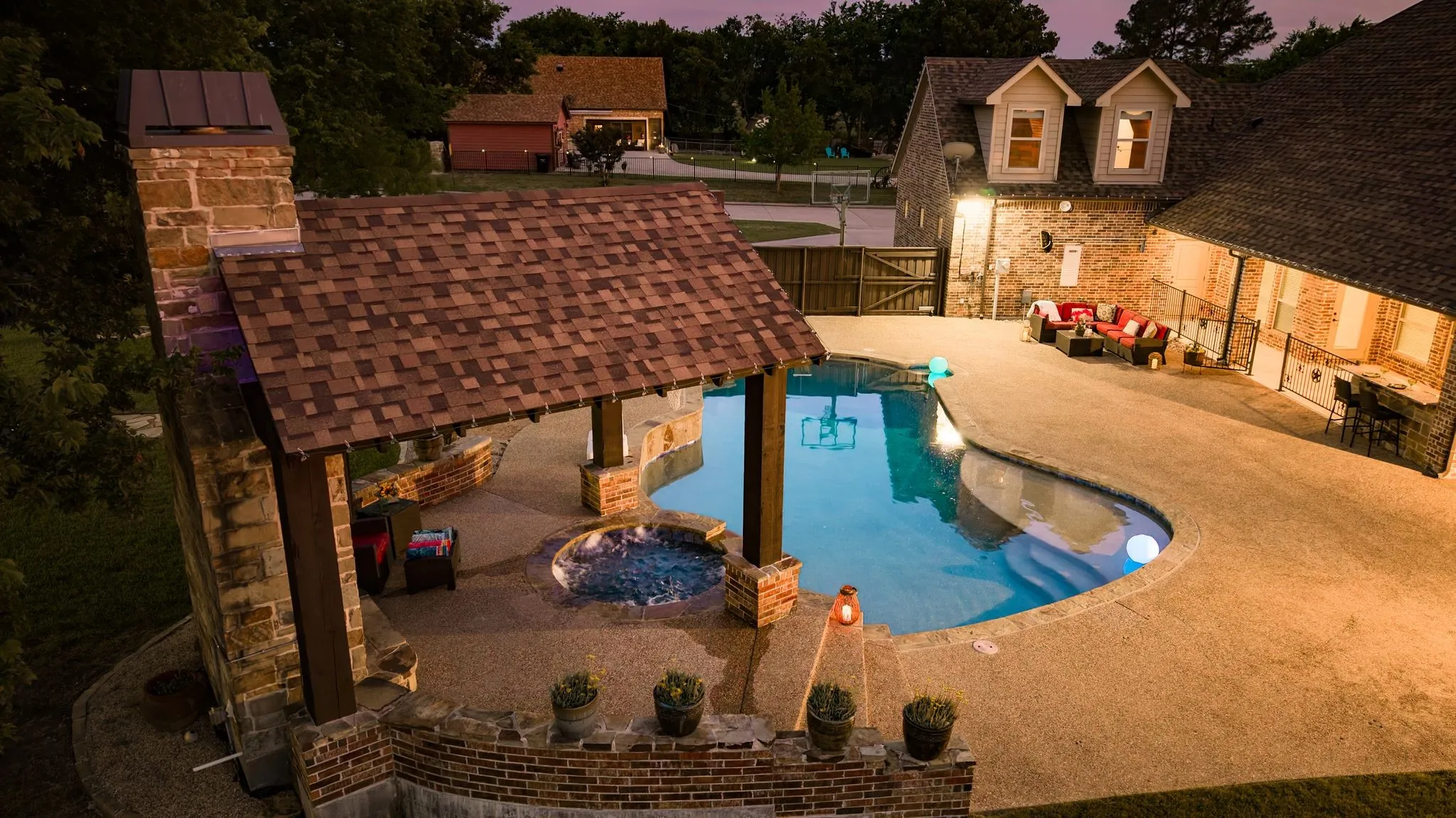 Single Family Residence For Sale in Hunt County , 3031 Hillview Drive, Royse City, Texas 75189, 4 Bedroom, 7 Bathroom, 3 Garage spaces, 3,738 Sqft, built in 2010, Price $985,000, mls#21257192, Real Estate Agent in Royse City, Homes For Sale in Hunt county, Homes For Sale in Royse City, Realtor in Royse City Texas, Real Estate Brokerage Independent Realty Texas, Luminita Cordes Realtor