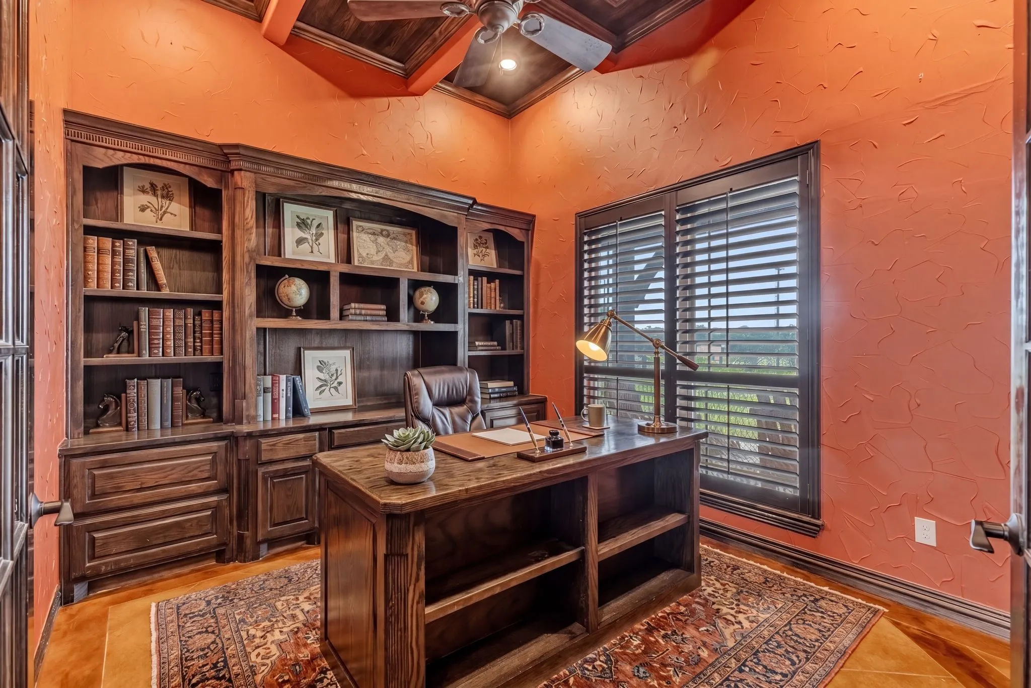 Single Family Residence For Sale in Hunt County , 3031 Hillview Drive, Royse City, Texas 75189, 4 Bedroom, 7 Bathroom, 3 Garage spaces, 3,738 Sqft, built in 2010, Price $985,000, mls#21257192, Real Estate Agent in Royse City, Homes For Sale in Hunt county, Homes For Sale in Royse City, Realtor in Royse City Texas, Real Estate Brokerage Independent Realty Texas, Luminita Cordes Realtor