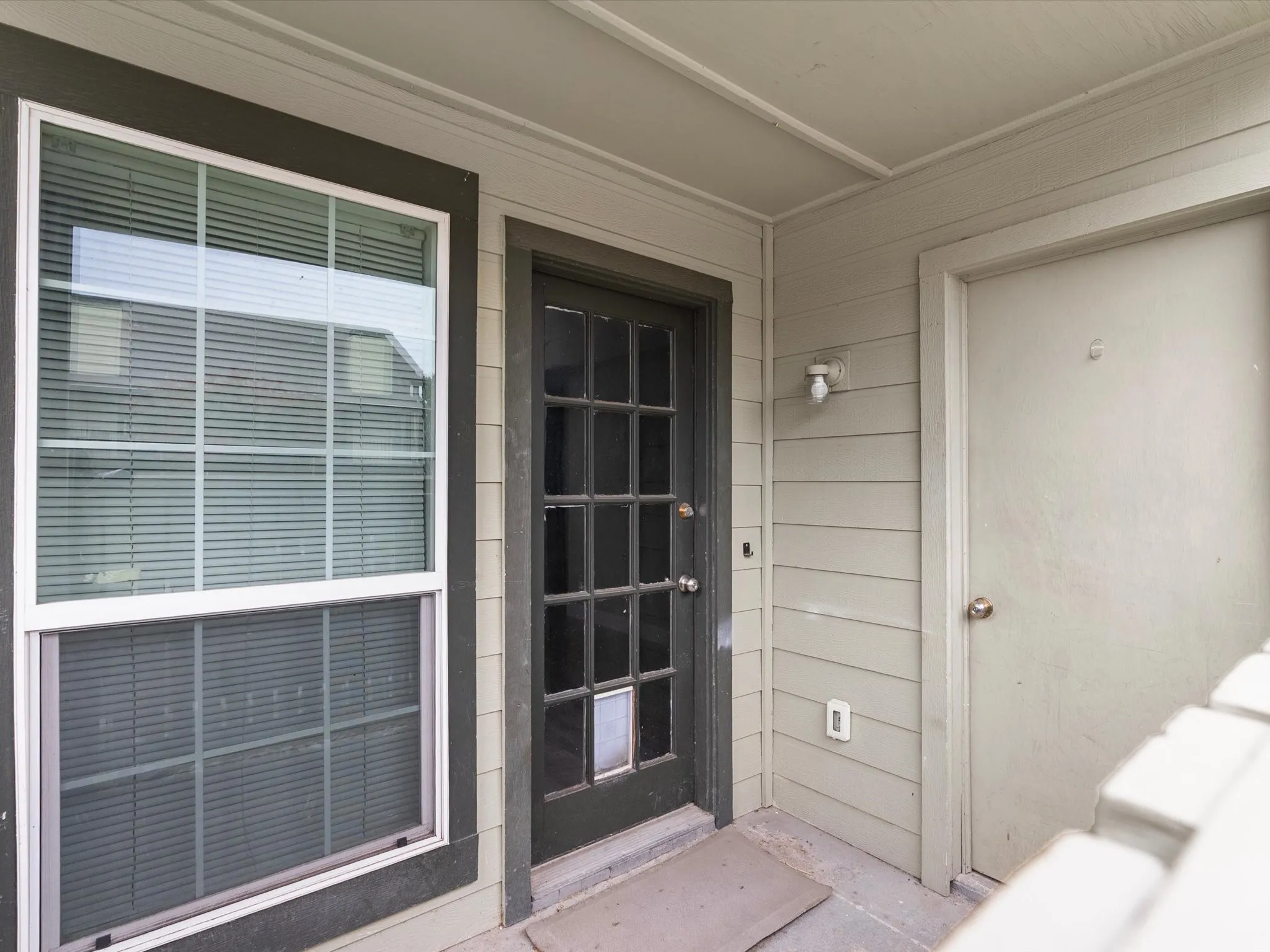 Condominium For Sale in Dallas County , 5981 Arapaho Road 304, Dallas, Texas 75248, 2 Bedroom, 2 Bathroom, Garage spaces, 995 Sqft, built in 1980, mls#21269749, Real Estate Agent in Dallas, Homes For Sale in Dallas county, Homes For Sale in Dallas, Realtor in Dallas Texas, Real Estate Brokerage Independent Realty Texas, Luminita Cordes Realtor