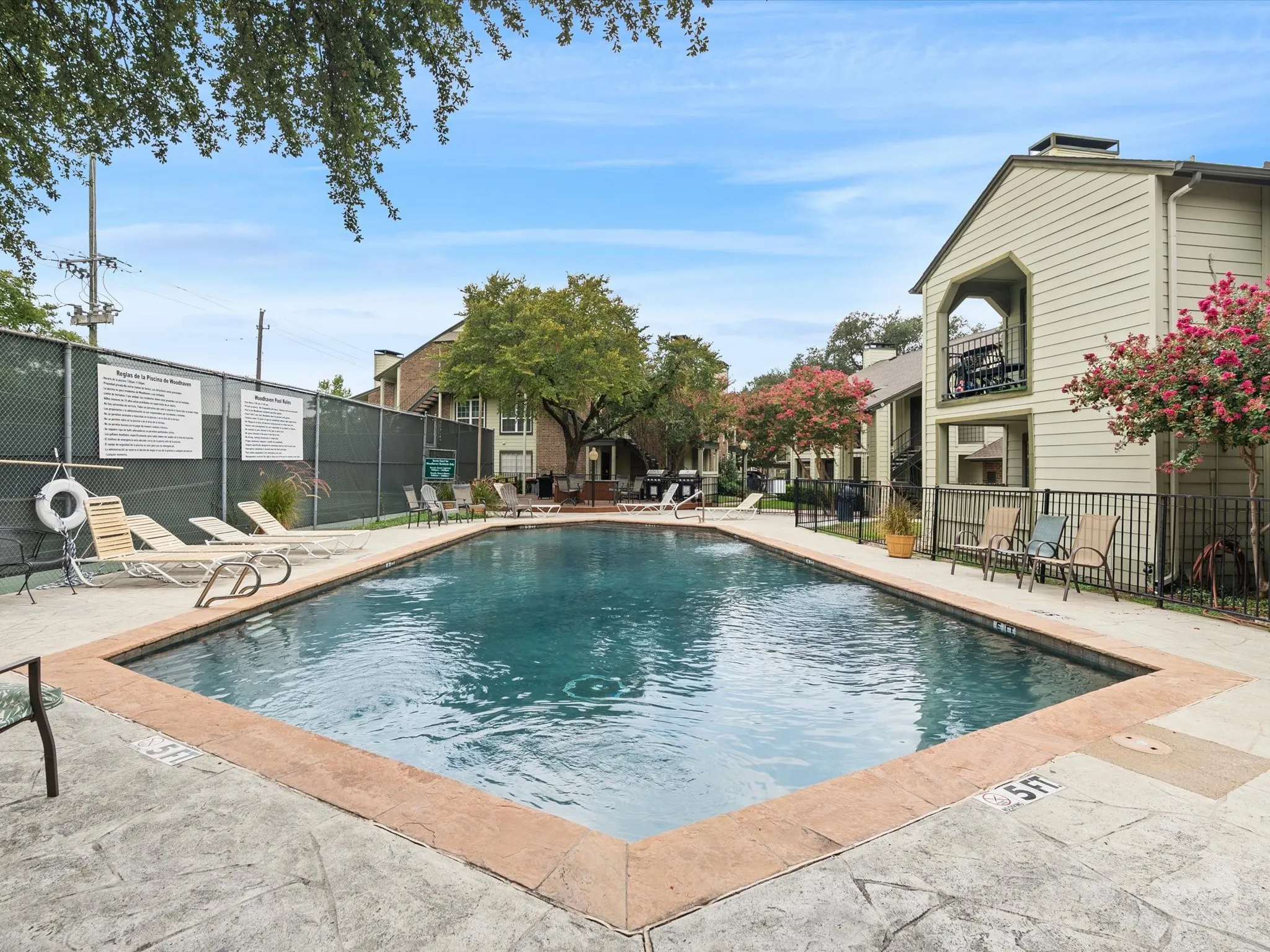 Condominium For Sale in Dallas County , 5981 Arapaho Road 304, Dallas, Texas 75248, 2 Bedroom, 2 Bathroom, Garage spaces, 995 Sqft, built in 1980, mls#21269749, Real Estate Agent in Dallas, Homes For Sale in Dallas county, Homes For Sale in Dallas, Realtor in Dallas Texas, Real Estate Brokerage Independent Realty Texas, Luminita Cordes Realtor