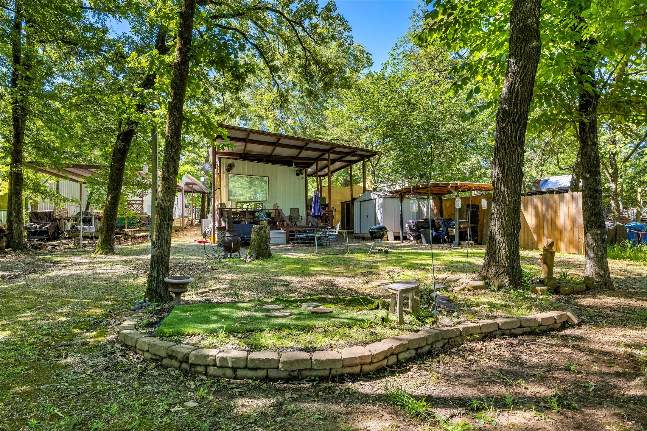 Single Family Residence For Sale in Wood County , Lot 129 Private Road 5813 Road 5813, Yantis, Texas 75765, 1 Bedroom, 2 Bathroom, Garage spaces, 800 Sqft, built in 2023, mls#21269475, Real Estate Agent in Yantis, Homes For Sale in Wood county, Homes For Sale in Yantis, Realtor in Yantis Texas, Real Estate Brokerage Independent Realty Texas, Luminita Cordes Realtor
