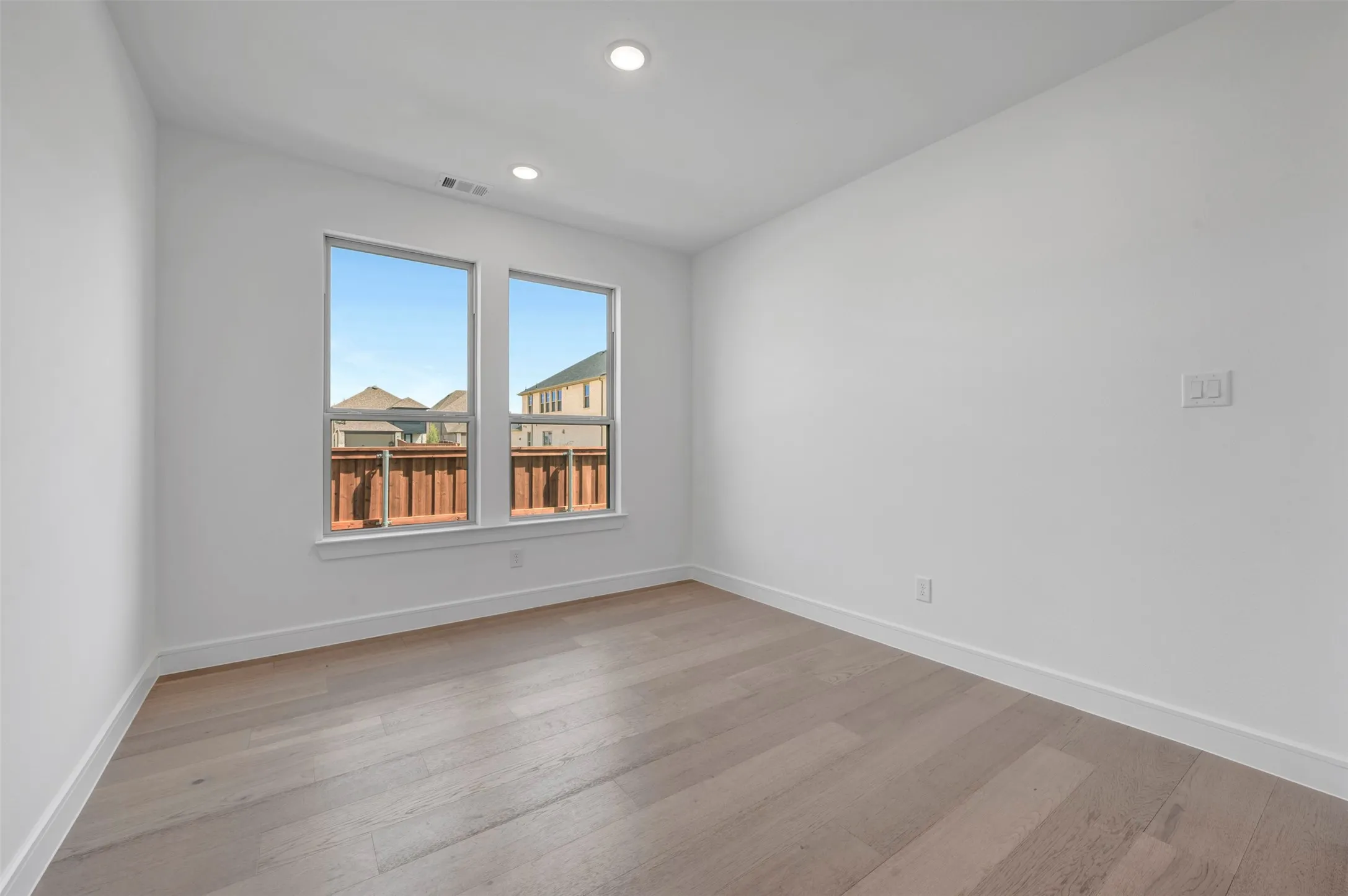 Single Family Residence For Sale in Tarrant County , 11540 Jackloe Street, Fort Worth, Texas 76052, 5 Bedroom, 5 Bathroom, 3 Garage spaces, 3,707 Sqft, built in 2026, mls#21269752, Real Estate Agent in Fort Worth, Homes For Sale in Tarrant county, Homes For Sale in Fort Worth, Realtor in Fort Worth Texas, Real Estate Brokerage Independent Realty Texas, Luminita Cordes Realtor