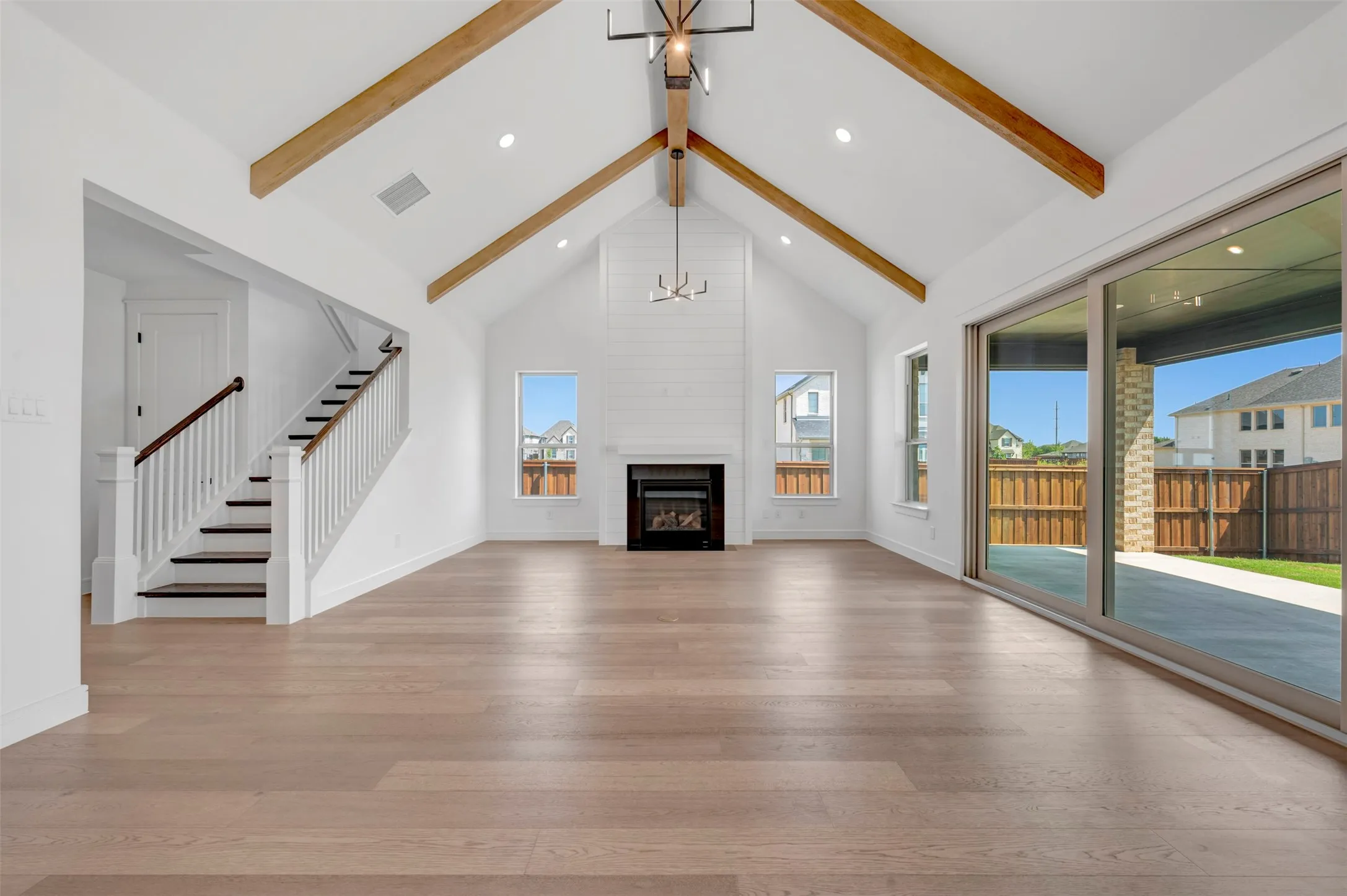 Single Family Residence For Sale in Tarrant County , 11540 Jackloe Street, Fort Worth, Texas 76052, 5 Bedroom, 5 Bathroom, 3 Garage spaces, 3,707 Sqft, built in 2026, mls#21269752, Real Estate Agent in Fort Worth, Homes For Sale in Tarrant county, Homes For Sale in Fort Worth, Realtor in Fort Worth Texas, Real Estate Brokerage Independent Realty Texas, Luminita Cordes Realtor