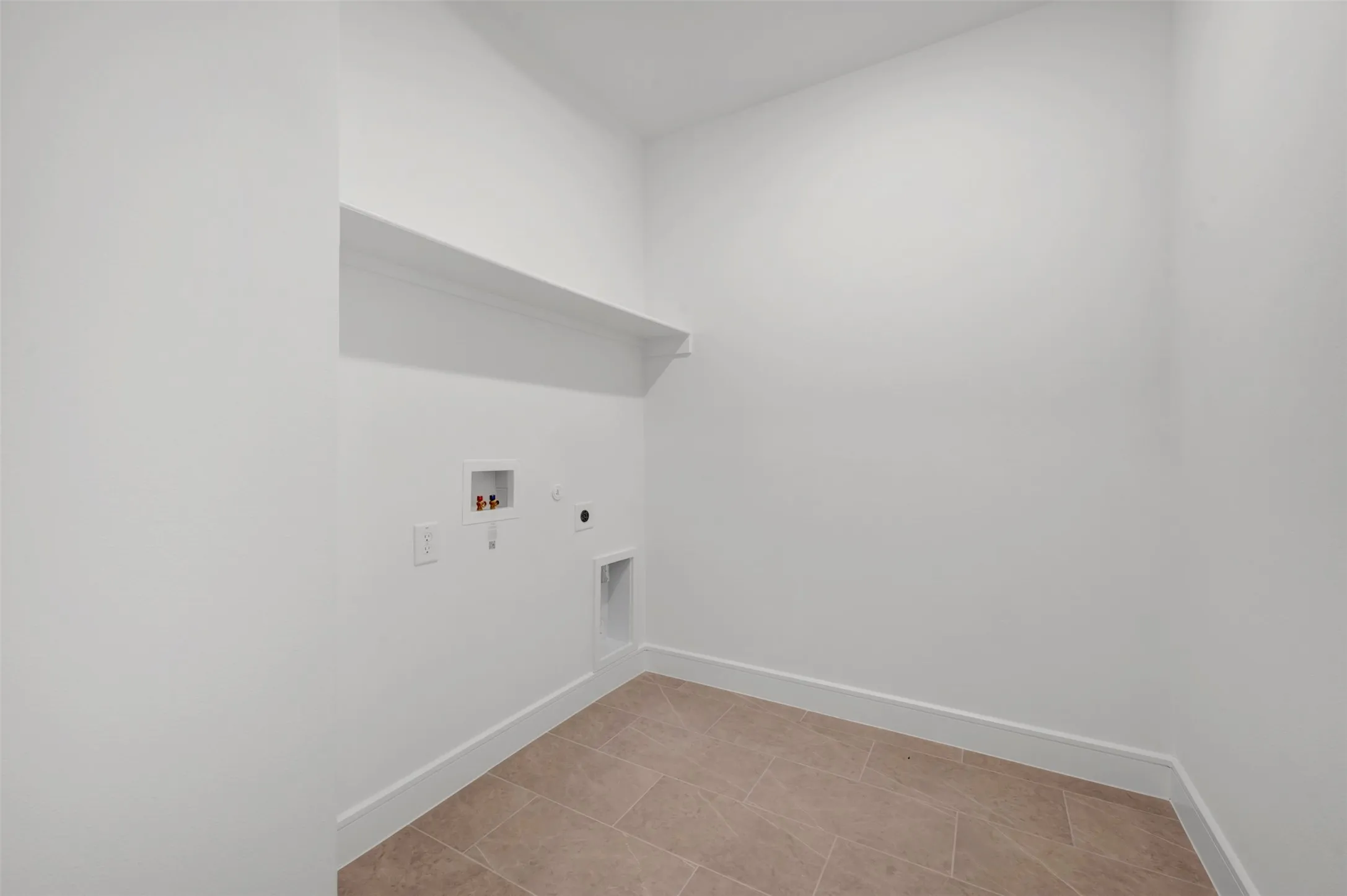 Single Family Residence For Sale in Tarrant County , 11540 Jackloe Street, Fort Worth, Texas 76052, 5 Bedroom, 5 Bathroom, 3 Garage spaces, 3,707 Sqft, built in 2026, mls#21269752, Real Estate Agent in Fort Worth, Homes For Sale in Tarrant county, Homes For Sale in Fort Worth, Realtor in Fort Worth Texas, Real Estate Brokerage Independent Realty Texas, Luminita Cordes Realtor