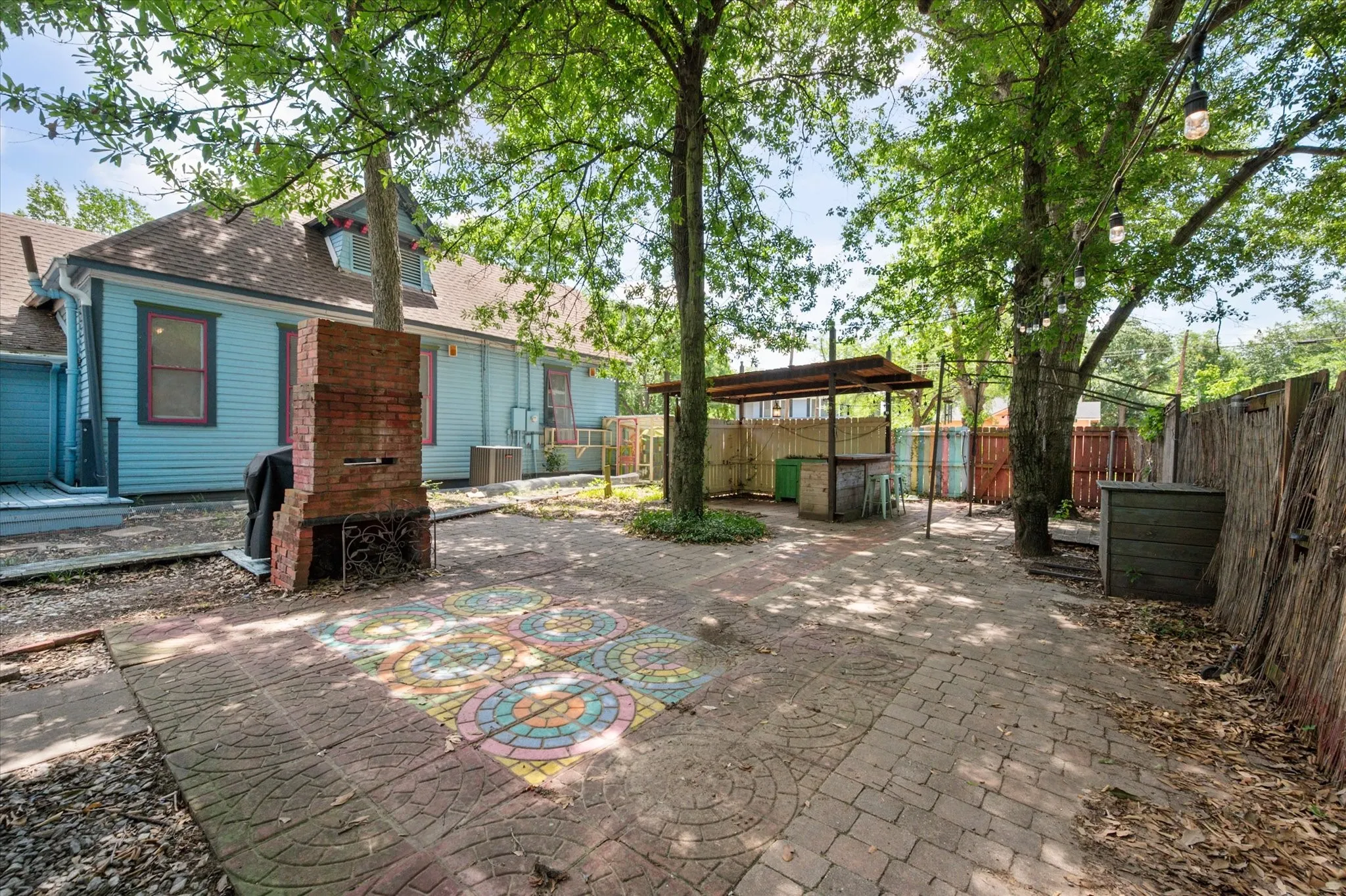 Single Family Residence For Sale in Navarro County , 1302 W 5th Avenue, Corsicana, Texas 75110, 3 Bedrooms, 2 Bathrooms, Garage spaces, 1,952 Sqft, built in 1898, Price $235,000, mls#21269758, Real Estate Agent in Corsicana, Homes For Sale in Navarro county, Homes For Sale in Corsicana, Realtor in Corsicana Texas, Real Estate Brokerage Independent Realty Texas, Luminita Cordes Realtor