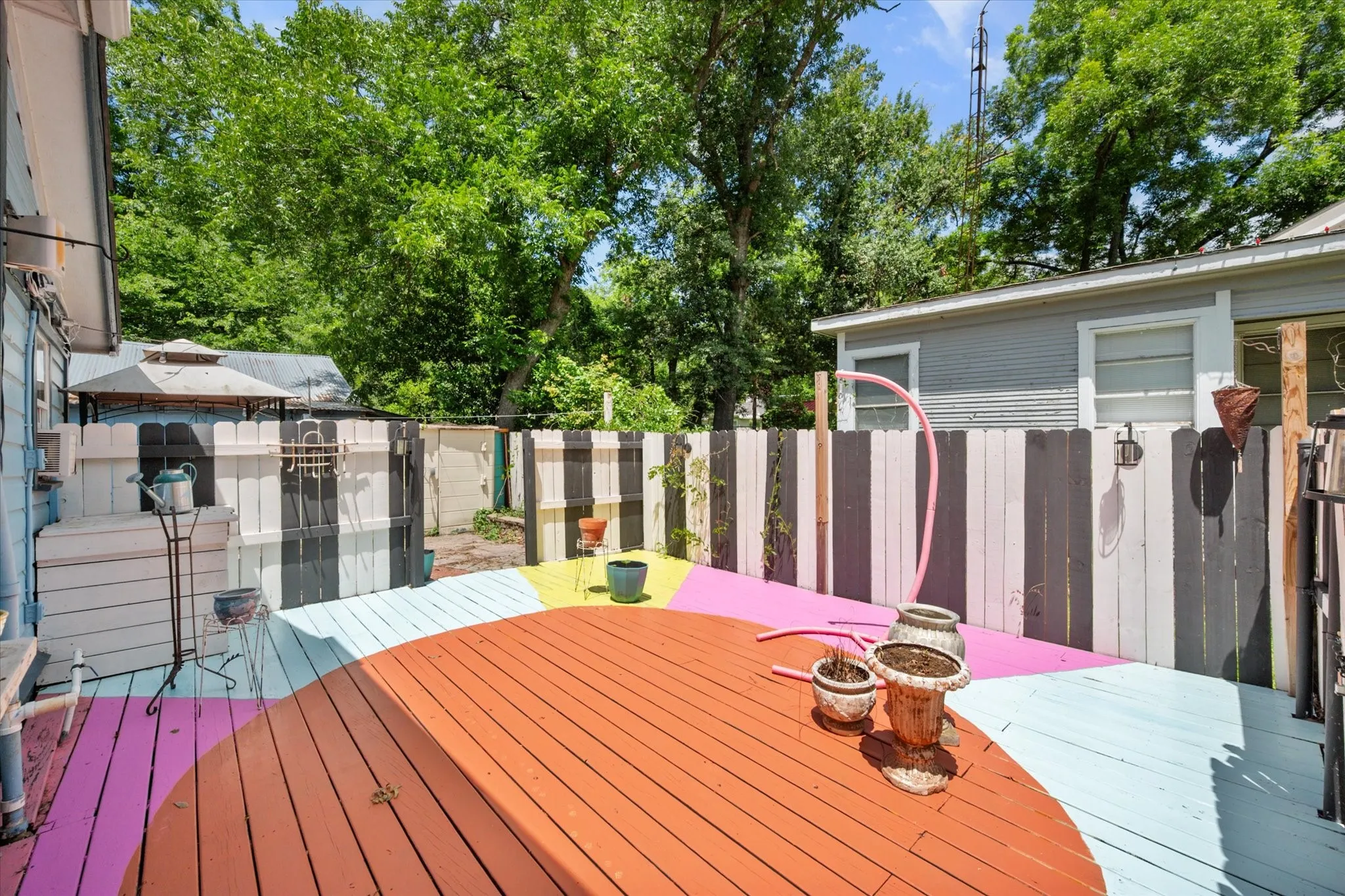 Single Family Residence For Sale in Navarro County , 1302 W 5th Avenue, Corsicana, Texas 75110, 3 Bedrooms, 2 Bathrooms, Garage spaces, 1,952 Sqft, built in 1898, Price $235,000, mls#21269758, Real Estate Agent in Corsicana, Homes For Sale in Navarro county, Homes For Sale in Corsicana, Realtor in Corsicana Texas, Real Estate Brokerage Independent Realty Texas, Luminita Cordes Realtor