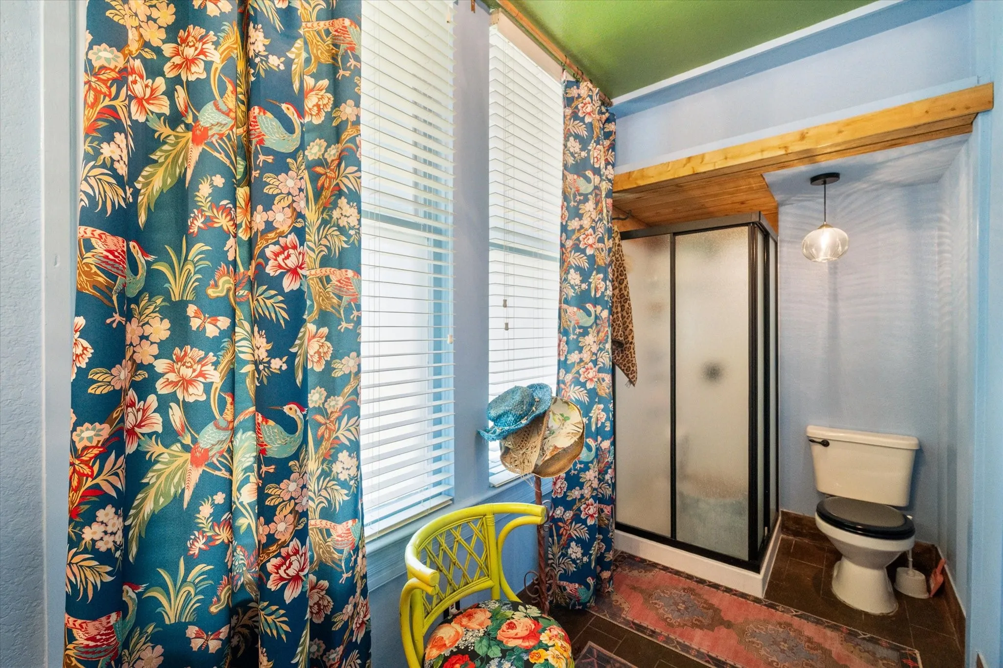 Single Family Residence For Sale in Navarro County , 1302 W 5th Avenue, Corsicana, Texas 75110, 3 Bedrooms, 2 Bathrooms, Garage spaces, 1,952 Sqft, built in 1898, Price $235,000, mls#21269758, Real Estate Agent in Corsicana, Homes For Sale in Navarro county, Homes For Sale in Corsicana, Realtor in Corsicana Texas, Real Estate Brokerage Independent Realty Texas, Luminita Cordes Realtor