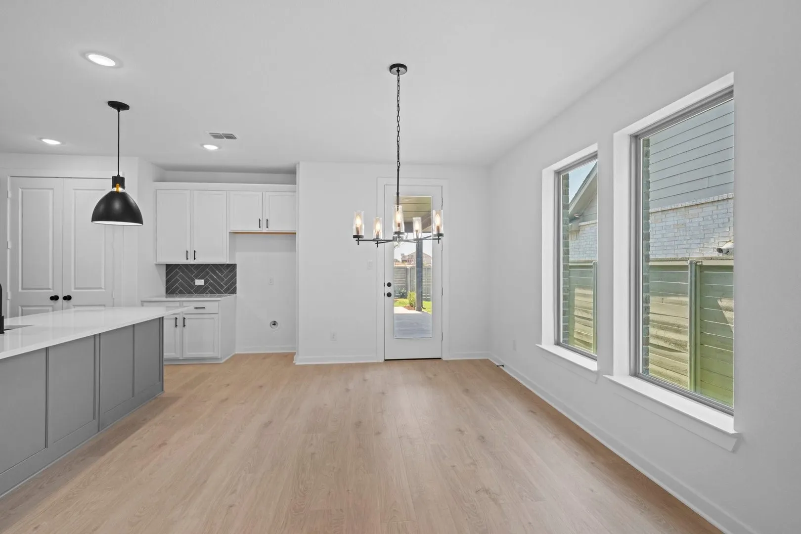 RepresentativeRolling Meadow Way (18)