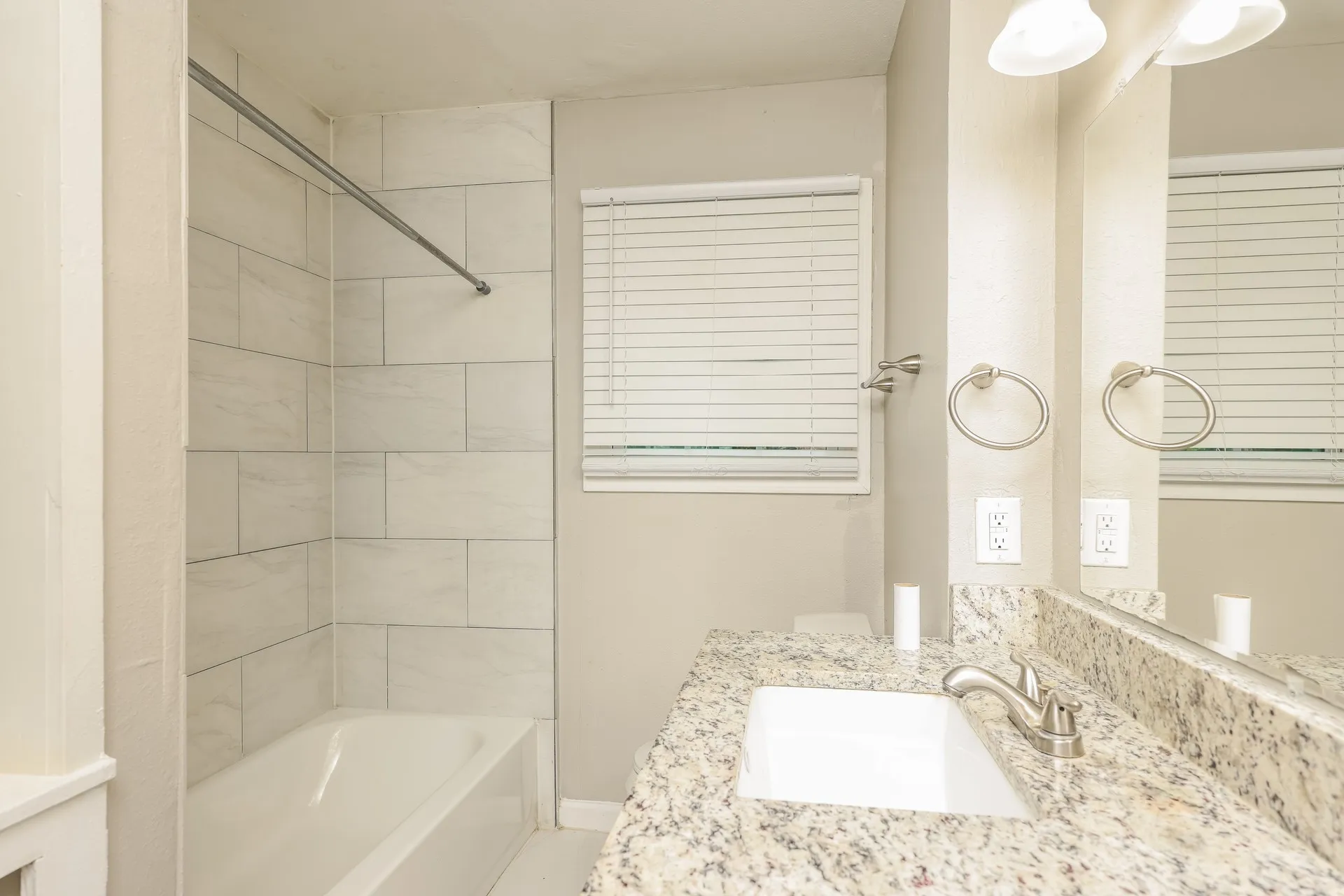 Single Family Residence For Sale in Dallas County , 2346 Rexlawn Drive, Dallas, Texas 75227, 3 Bedroom, 1 Bathroom, Garage spaces, 1,554 Sqft, built in 1954, mls#21268868, Real Estate Agent in Dallas, Homes For Sale in Dallas county, Homes For Sale in Dallas, Realtor in Dallas Texas, Real Estate Brokerage Independent Realty Texas, Luminita Cordes Realtor