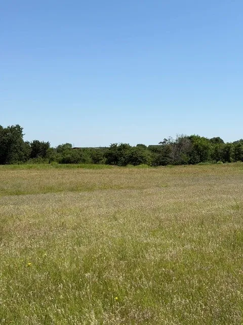 Every corner of this remarkable acreage showcases the beauty of the Texas countryside, with peaceful surroundings and breathtaking scenery.