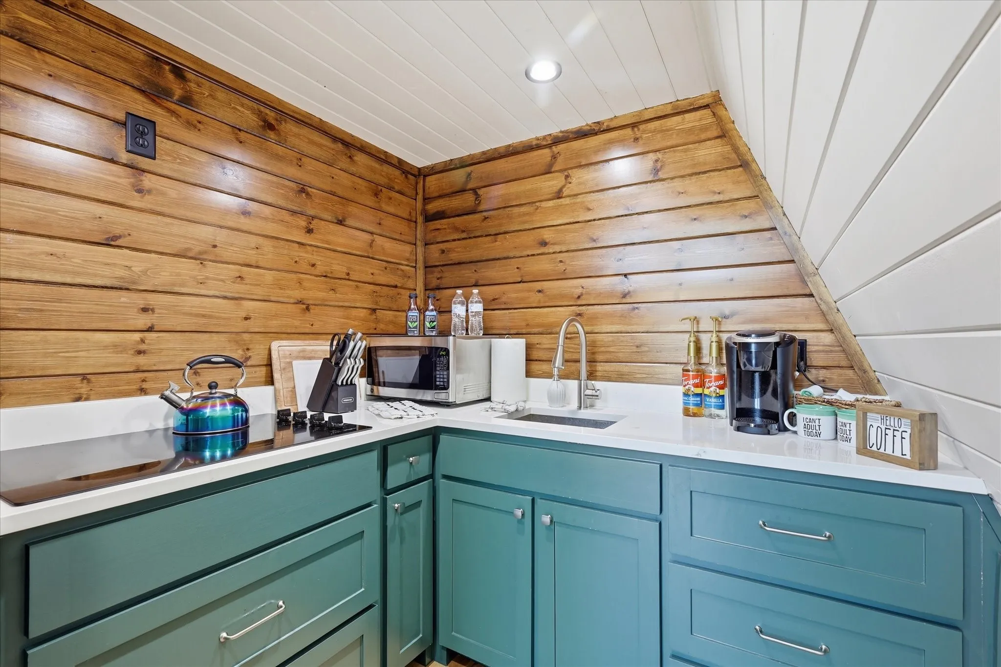 Full Size Kitchen