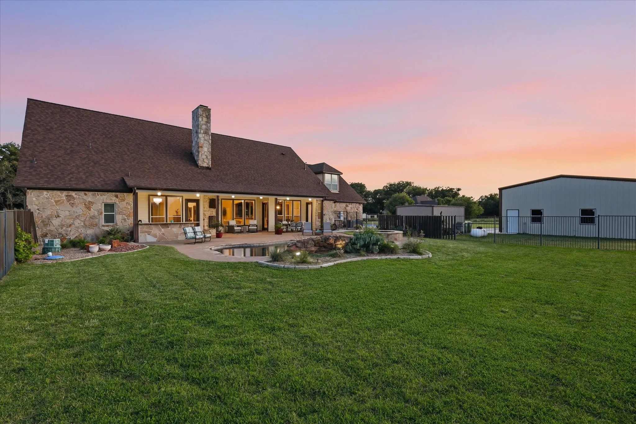 Single Family Residence For Sale in Tarrant County , 4920 Peden Road, Fort Worth, Texas 76179, 4 Bedroom, 3 Bathroom, 5 Garage spaces, 3,760 Sqft, built in 2004, mls#21269803, Real Estate Agent in Fort Worth, Homes For Sale in Tarrant county, Homes For Sale in Fort Worth, Realtor in Fort Worth Texas, Real Estate Brokerage Independent Realty Texas, Luminita Cordes Realtor