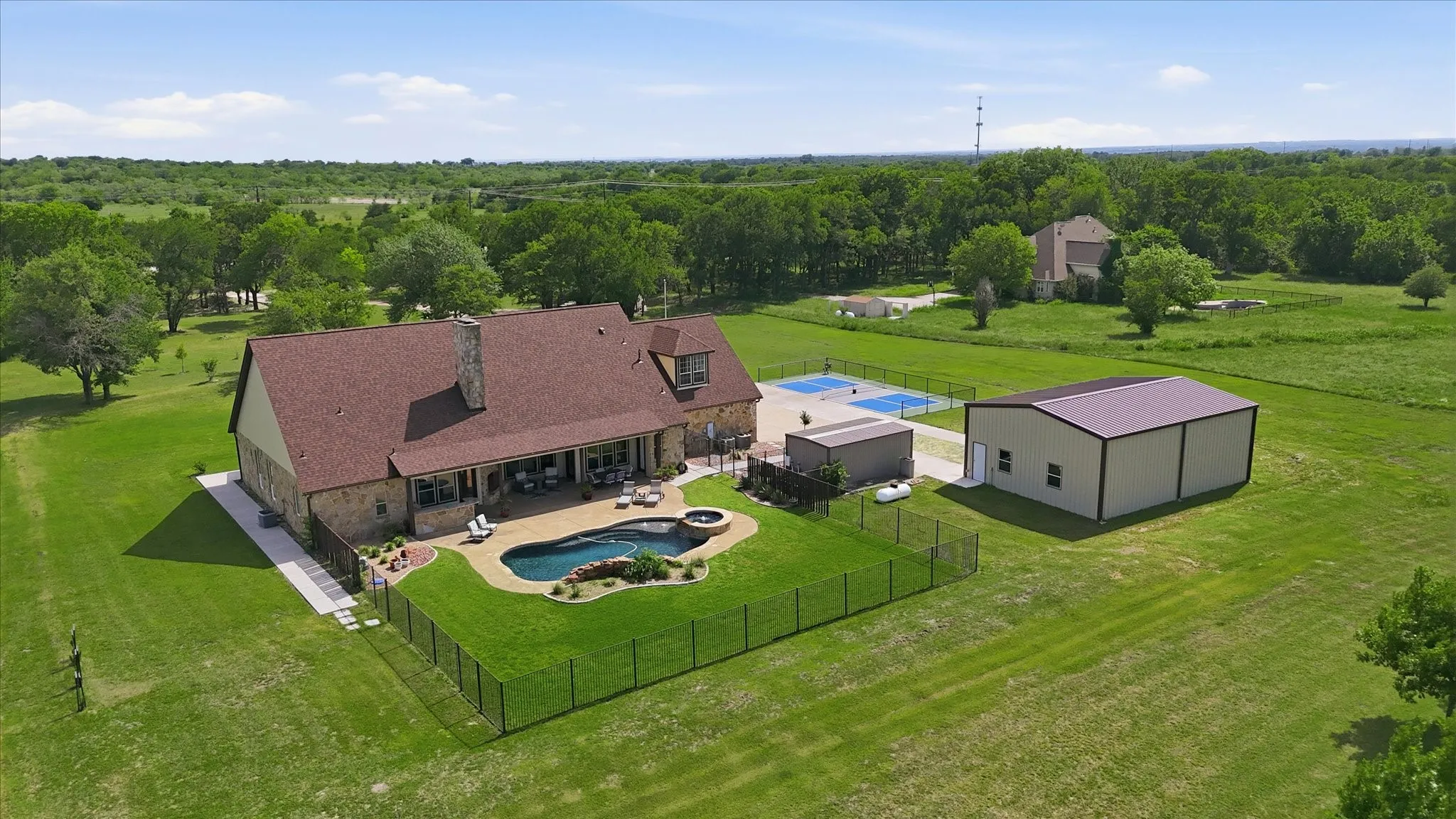 Single Family Residence For Sale in Tarrant County , 4920 Peden Road, Fort Worth, Texas 76179, 4 Bedroom, 3 Bathroom, 5 Garage spaces, 3,760 Sqft, built in 2004, mls#21269803, Real Estate Agent in Fort Worth, Homes For Sale in Tarrant county, Homes For Sale in Fort Worth, Realtor in Fort Worth Texas, Real Estate Brokerage Independent Realty Texas, Luminita Cordes Realtor