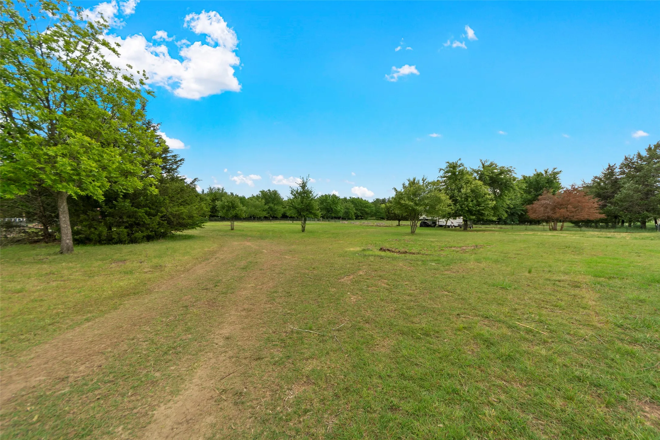 Unimproved Land For Sale in Grayson County , 64005 N State Hwy 289, Pottsboro, Texas 75076, 0, 0, Garage spaces, 0 Sqft, built in 0, mls#21263305, Real Estate Agent in Pottsboro, Homes For Sale in Grayson county, Homes For Sale in Pottsboro, Realtor in Pottsboro Texas, Real Estate Brokerage Independent Realty Texas, Luminita Cordes Realtor