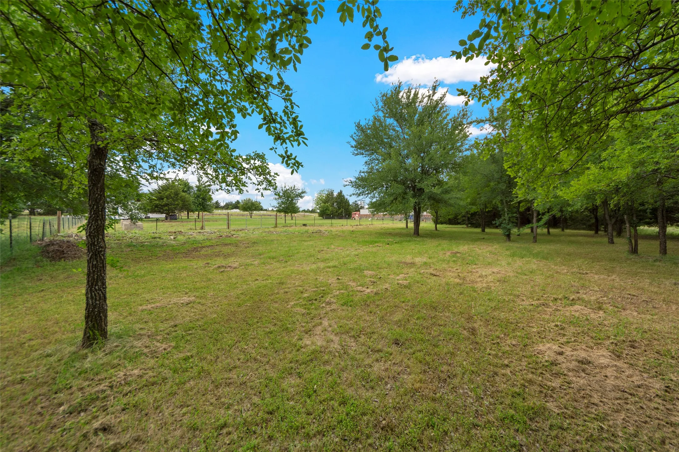 Unimproved Land For Sale in Grayson County , 64005 N State Hwy 289, Pottsboro, Texas 75076, 0, 0, Garage spaces, 0 Sqft, built in 0, mls#21263305, Real Estate Agent in Pottsboro, Homes For Sale in Grayson county, Homes For Sale in Pottsboro, Realtor in Pottsboro Texas, Real Estate Brokerage Independent Realty Texas, Luminita Cordes Realtor