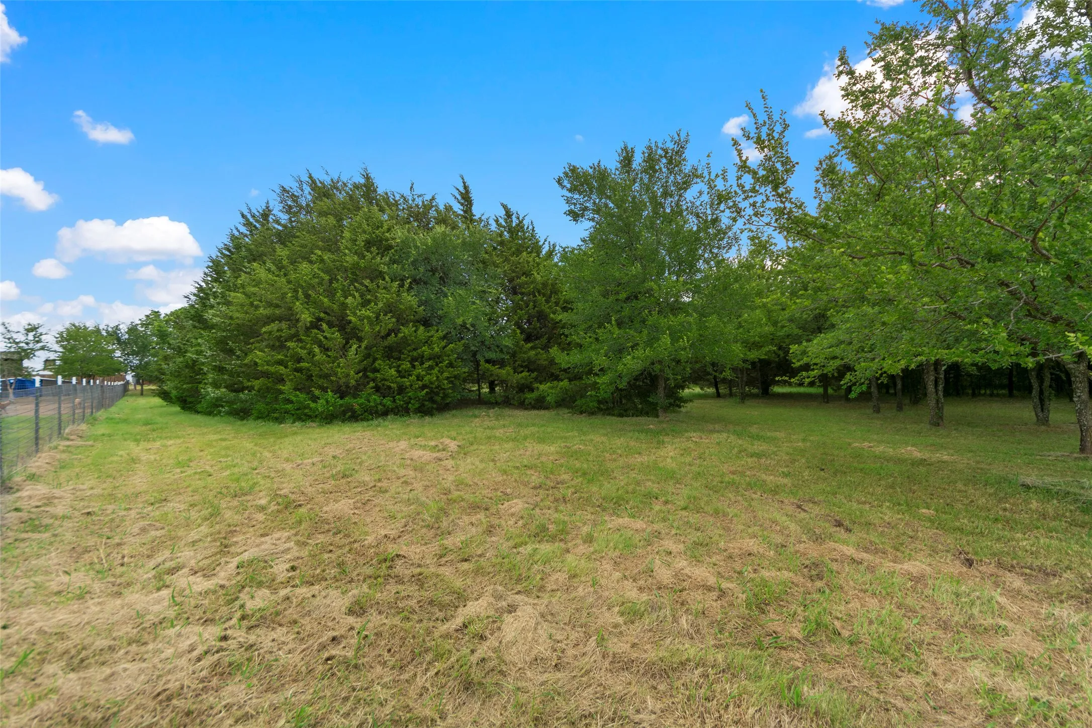 Unimproved Land For Sale in Grayson County , 64005 N State Hwy 289, Pottsboro, Texas 75076, 0, 0, Garage spaces, 0 Sqft, built in 0, mls#21263305, Real Estate Agent in Pottsboro, Homes For Sale in Grayson county, Homes For Sale in Pottsboro, Realtor in Pottsboro Texas, Real Estate Brokerage Independent Realty Texas, Luminita Cordes Realtor