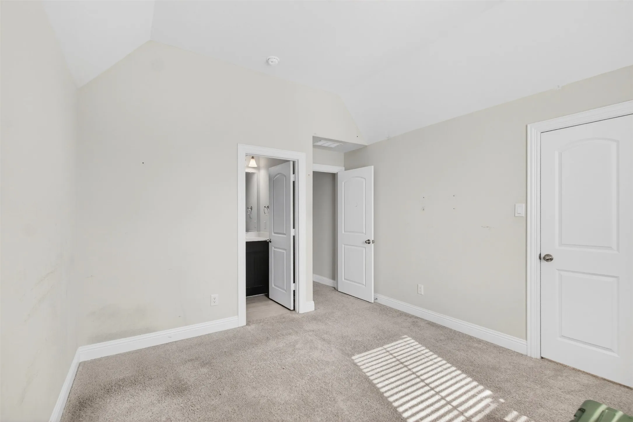 Single Family Residence For Sale in Denton County , 2604 Silver Leaf Drive, Northlake, Texas 76226, 4 Bedrooms, 4 Bathrooms, 3 Garage spaces, 3,293 Sqft, built in 2022, Price $600,000, mls#21210041, Real Estate Agent in Northlake, Homes For Sale in Denton county, Homes For Sale in Northlake, Realtor in Northlake Texas, Real Estate Brokerage Independent Realty Texas, Luminita Cordes Realtor
