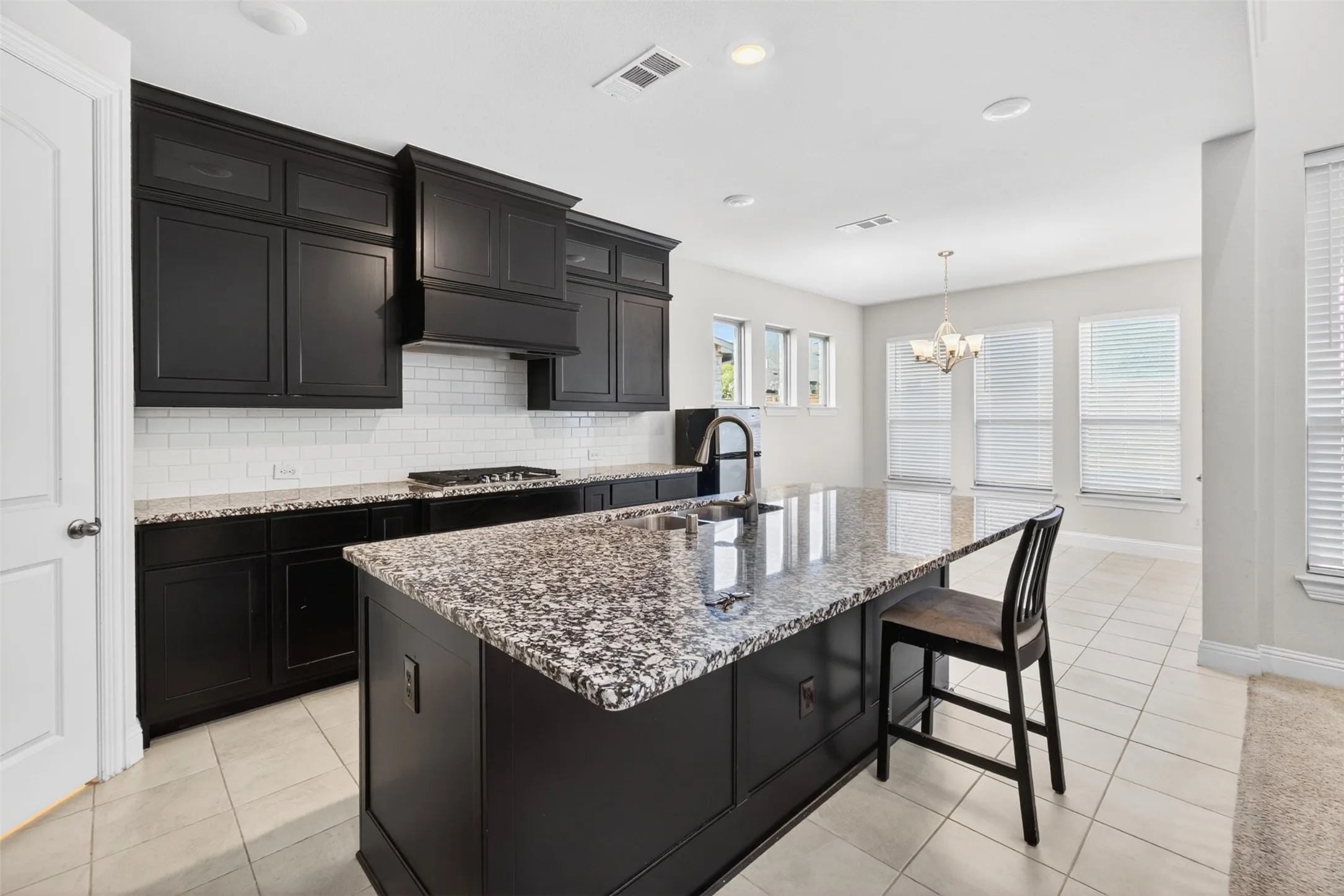Single Family Residence For Sale in Denton County , 2604 Silver Leaf Drive, Northlake, Texas 76226, 4 Bedrooms, 4 Bathrooms, 3 Garage spaces, 3,293 Sqft, built in 2022, Price $600,000, mls#21210041, Real Estate Agent in Northlake, Homes For Sale in Denton county, Homes For Sale in Northlake, Realtor in Northlake Texas, Real Estate Brokerage Independent Realty Texas, Luminita Cordes Realtor