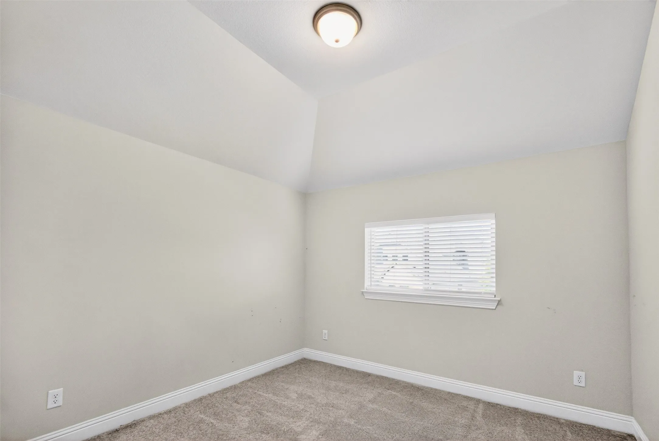 Single Family Residence For Sale in Denton County , 2604 Silver Leaf Drive, Northlake, Texas 76226, 4 Bedrooms, 4 Bathrooms, 3 Garage spaces, 3,293 Sqft, built in 2022, Price $600,000, mls#21210041, Real Estate Agent in Northlake, Homes For Sale in Denton county, Homes For Sale in Northlake, Realtor in Northlake Texas, Real Estate Brokerage Independent Realty Texas, Luminita Cordes Realtor