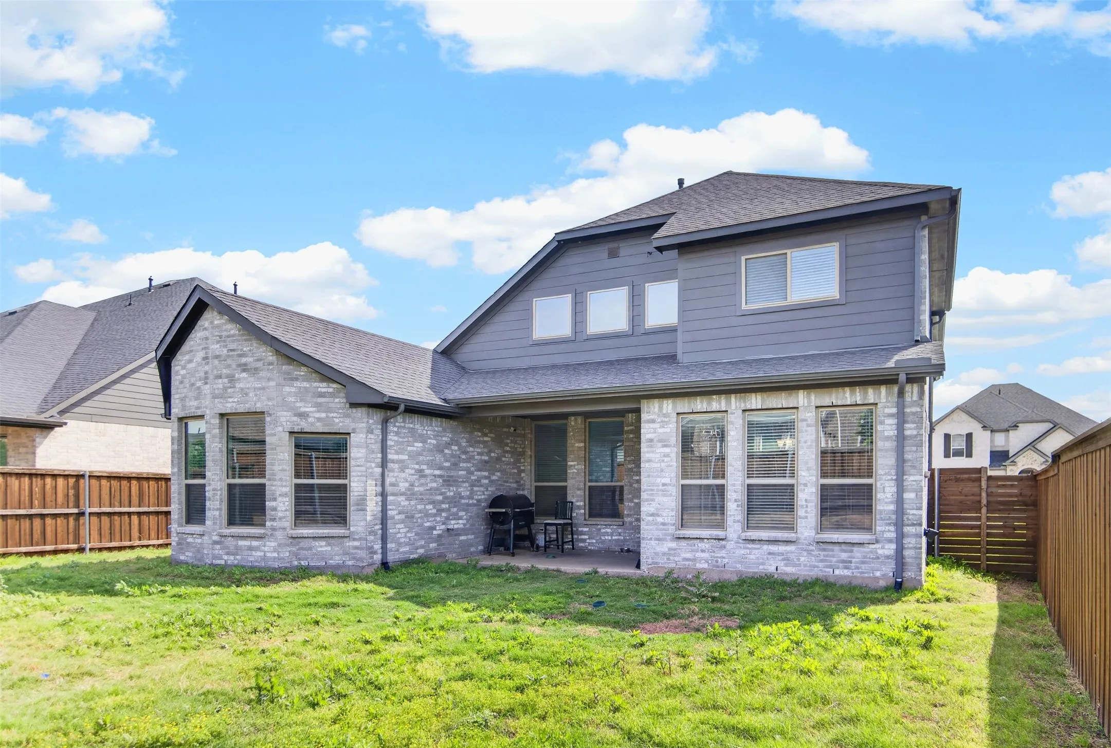 Single Family Residence For Sale in Denton County , 2604 Silver Leaf Drive, Northlake, Texas 76226, 4 Bedrooms, 4 Bathrooms, 3 Garage spaces, 3,293 Sqft, built in 2022, Price $600,000, mls#21210041, Real Estate Agent in Northlake, Homes For Sale in Denton county, Homes For Sale in Northlake, Realtor in Northlake Texas, Real Estate Brokerage Independent Realty Texas, Luminita Cordes Realtor
