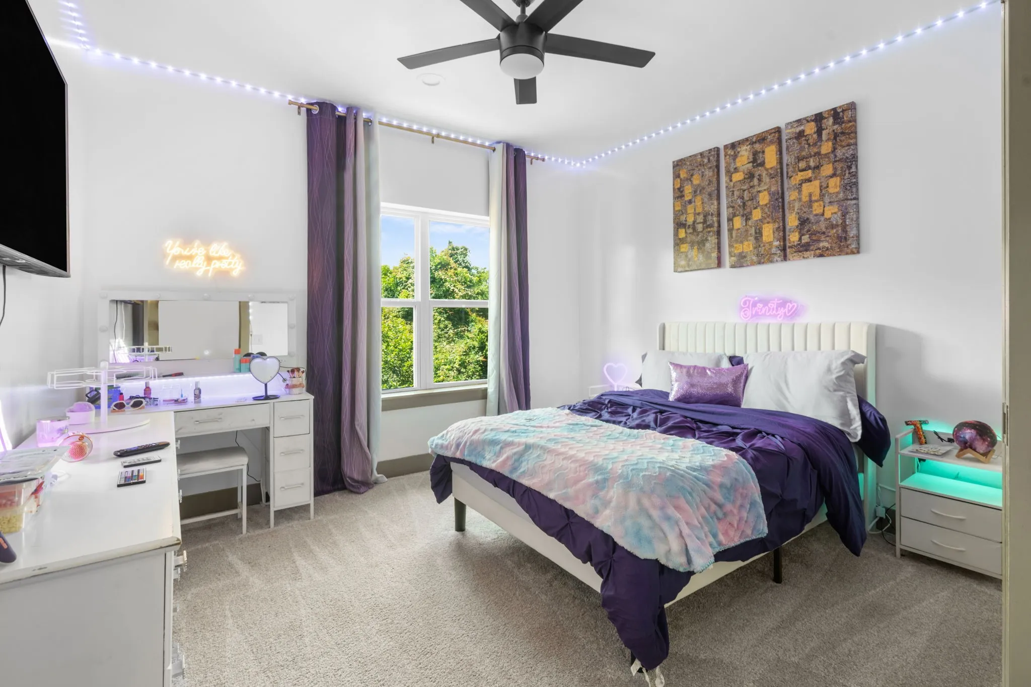 Single Family Residence For Sale in Dallas County , 3904 Atlanta Street, Dallas, Texas 75215, 3 Bedrooms, 3 Bathrooms, 2 Garage spaces, 1,904 Sqft, built in 2021, Price $295,000, mls#21269859, Real Estate Agent in Dallas, Homes For Sale in Dallas county, Homes For Sale in Dallas, Realtor in Dallas Texas, Real Estate Brokerage Independent Realty Texas, Luminita Cordes Realtor