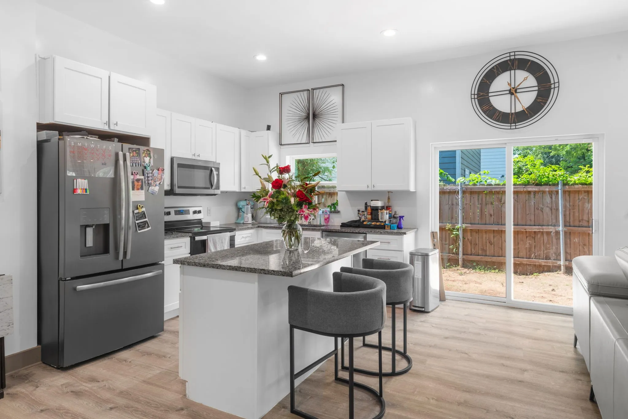 Single Family Residence For Sale in Dallas County , 3904 Atlanta Street, Dallas, Texas 75215, 3 Bedrooms, 3 Bathrooms, 2 Garage spaces, 1,904 Sqft, built in 2021, Price $295,000, mls#21269859, Real Estate Agent in Dallas, Homes For Sale in Dallas county, Homes For Sale in Dallas, Realtor in Dallas Texas, Real Estate Brokerage Independent Realty Texas, Luminita Cordes Realtor